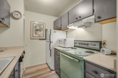 6116 N 15th Street #G106, Tacoma, WA 98406 - Photo 9