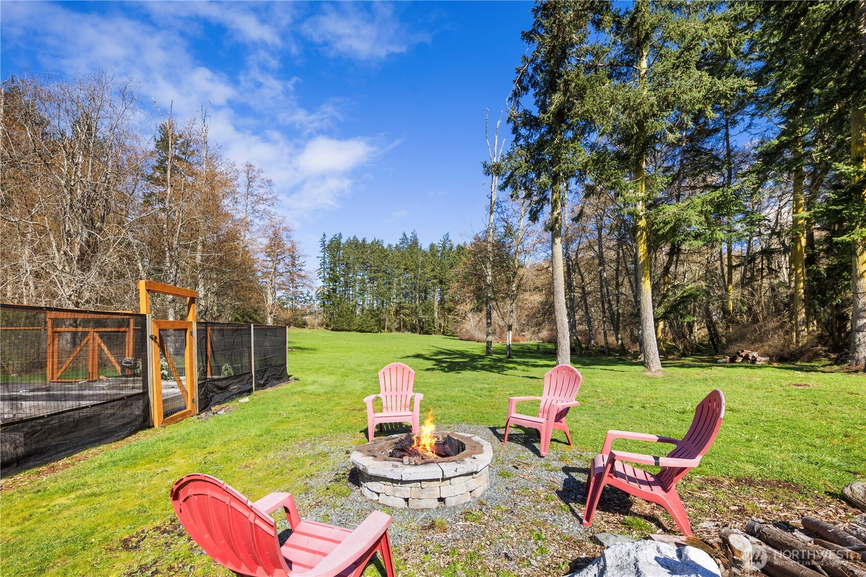 1870 W Cloud Way , Oak Harbor, WA 98277