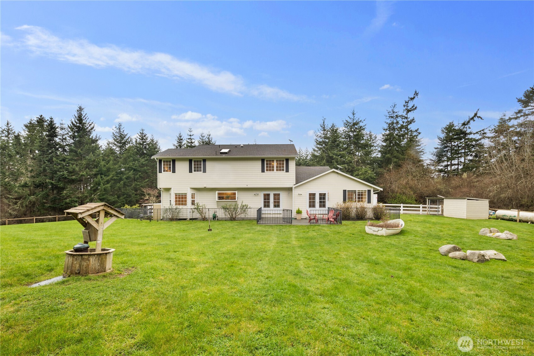 1870 W Cloud Way , Oak Harbor, WA 98277