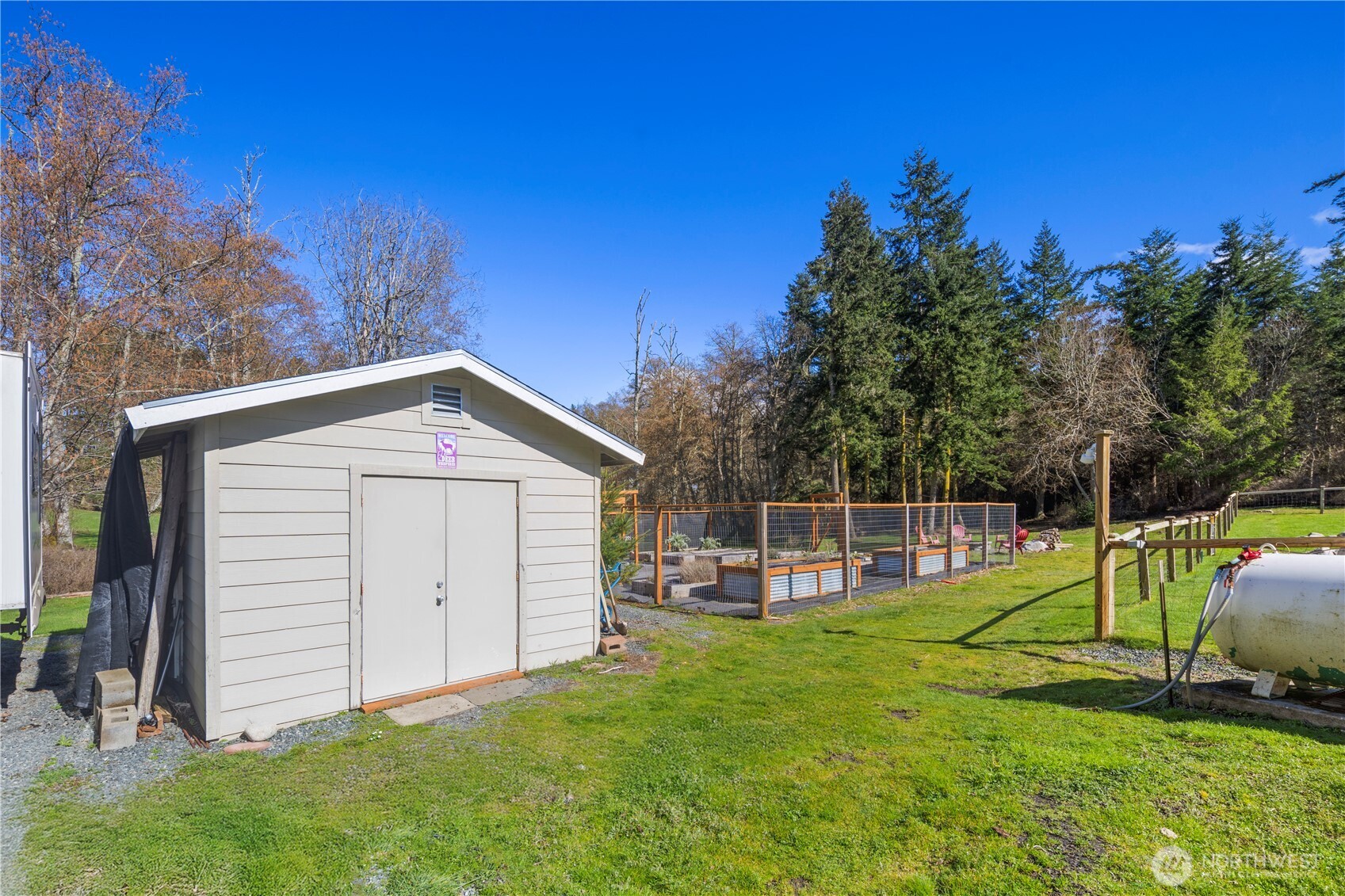 1870 W Cloud Way , Oak Harbor, WA 98277