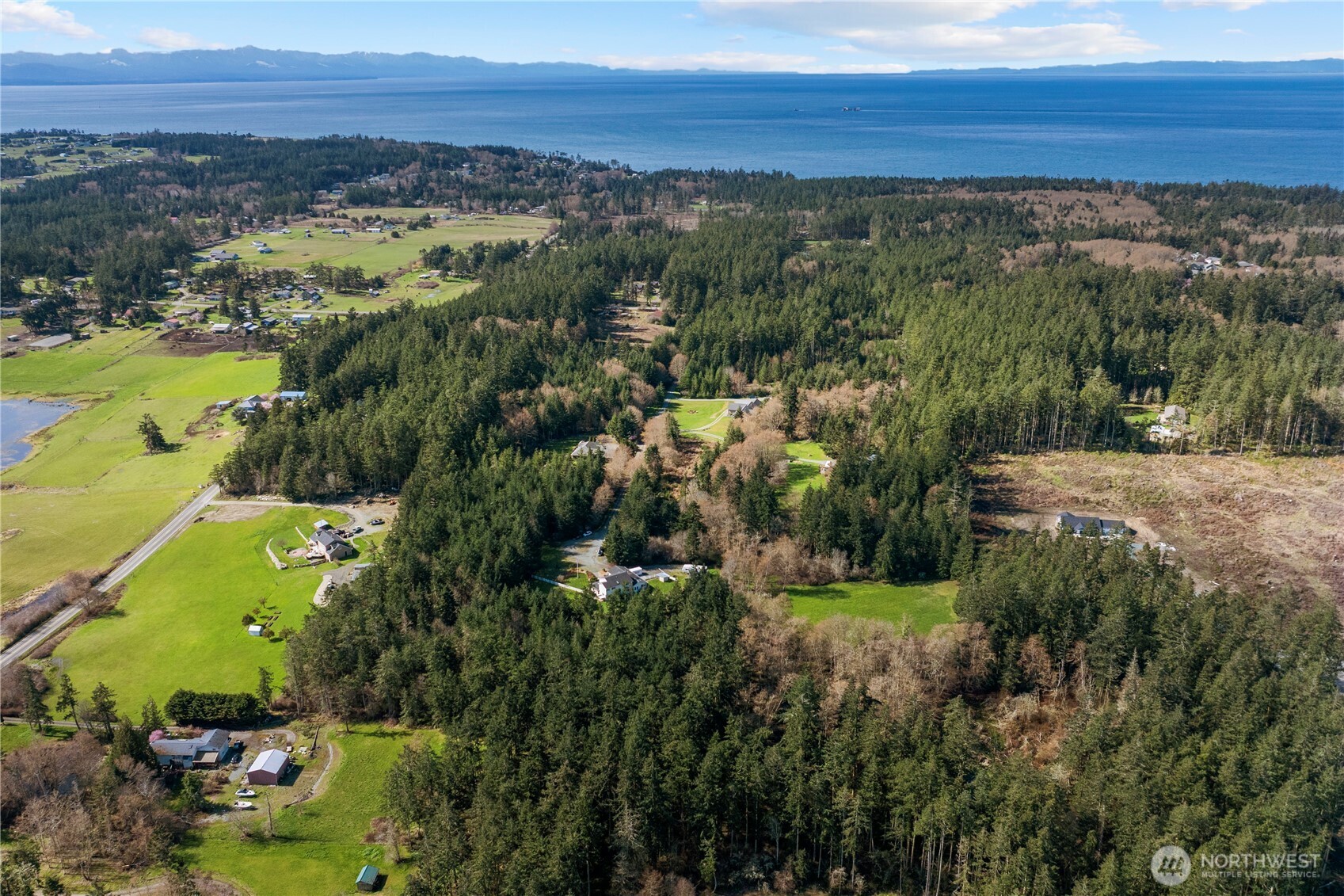 1870 W Cloud Way , Oak Harbor, WA 98277