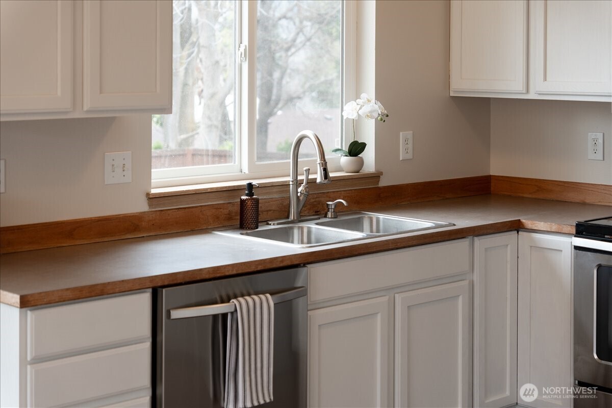 772 Melbourne Court , East Wenatchee, WA 98802