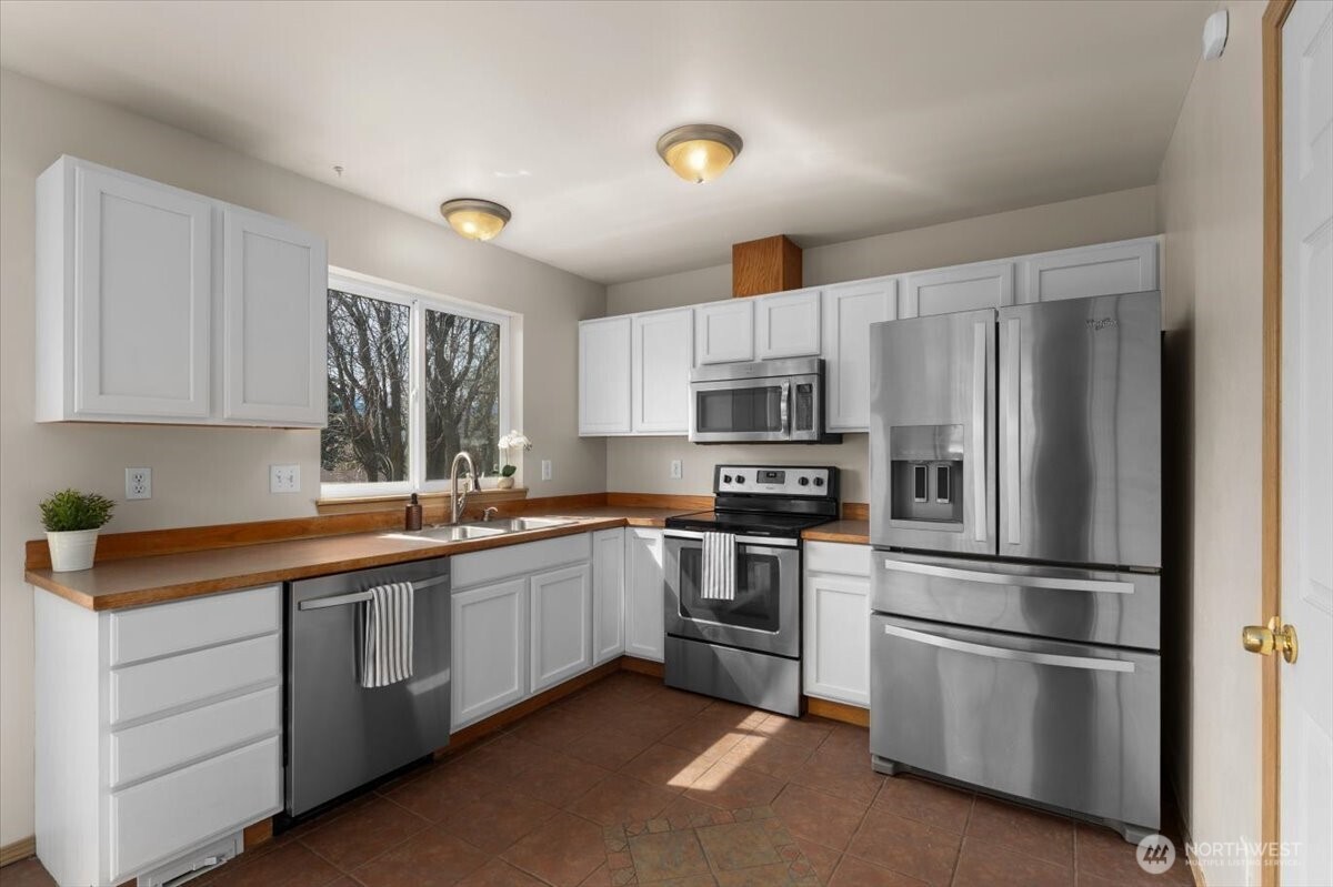 772 Melbourne Court , East Wenatchee, WA 98802