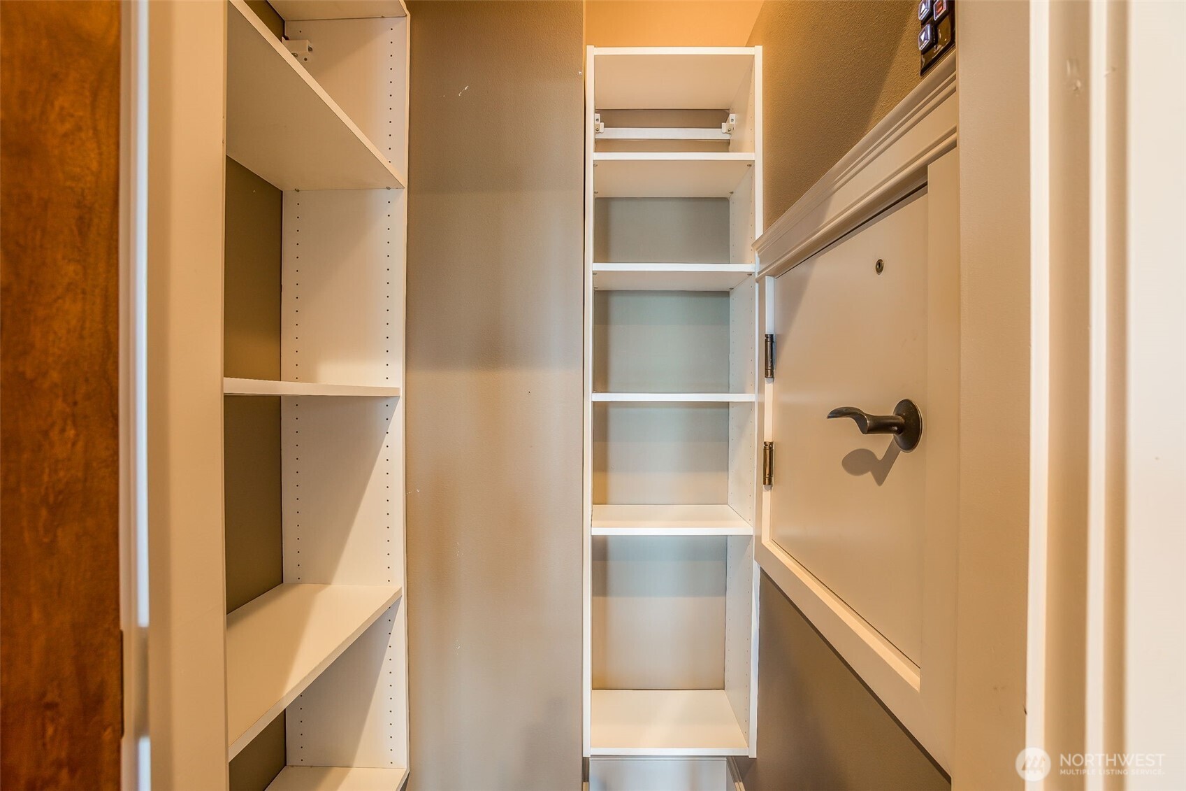 317 1st Street , Kirkland, WA 98033