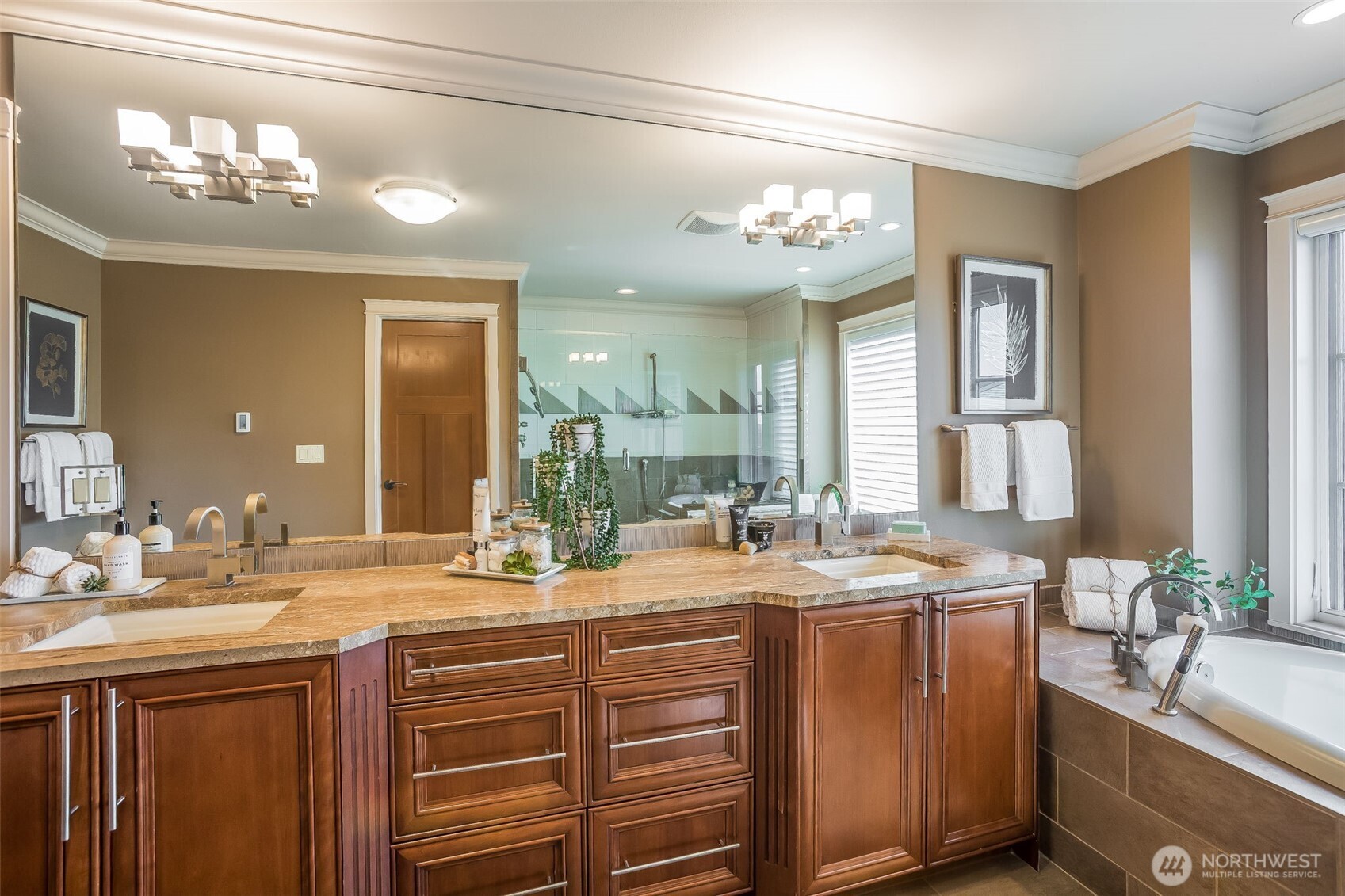 317 1st Street , Kirkland, WA 98033