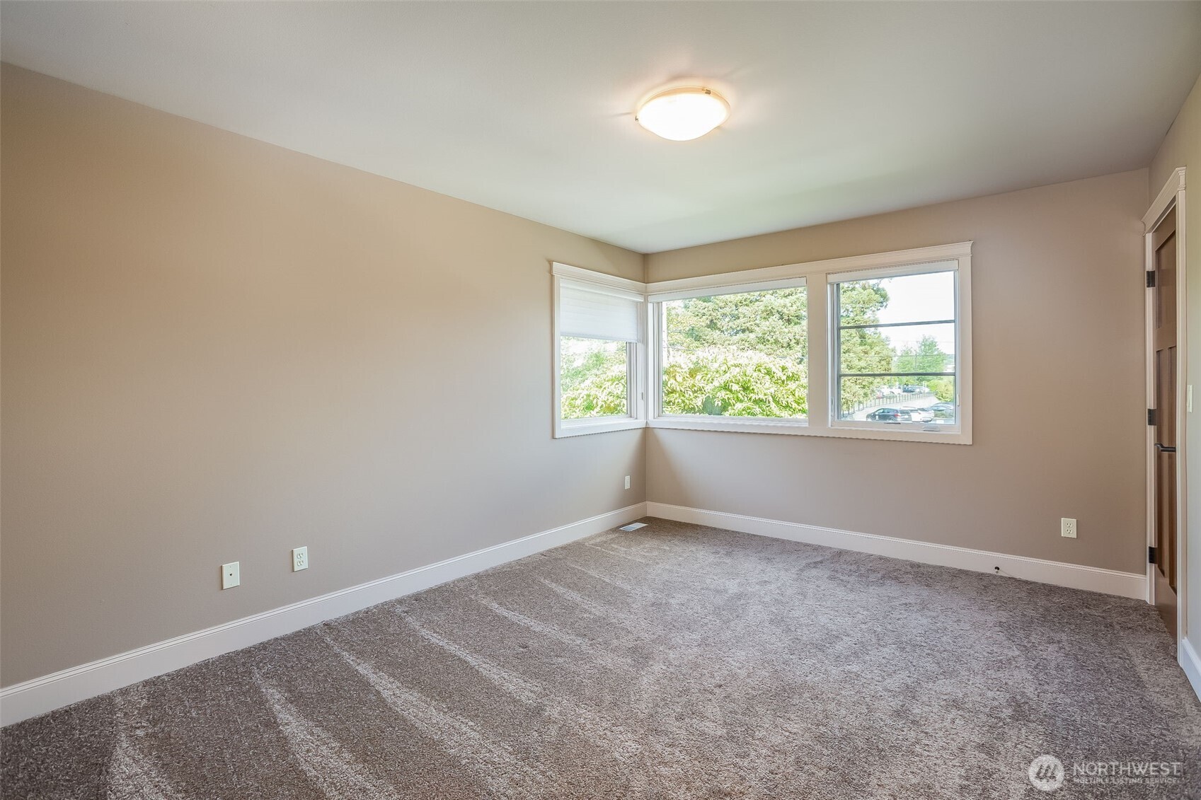 317 1st Street , Kirkland, WA 98033