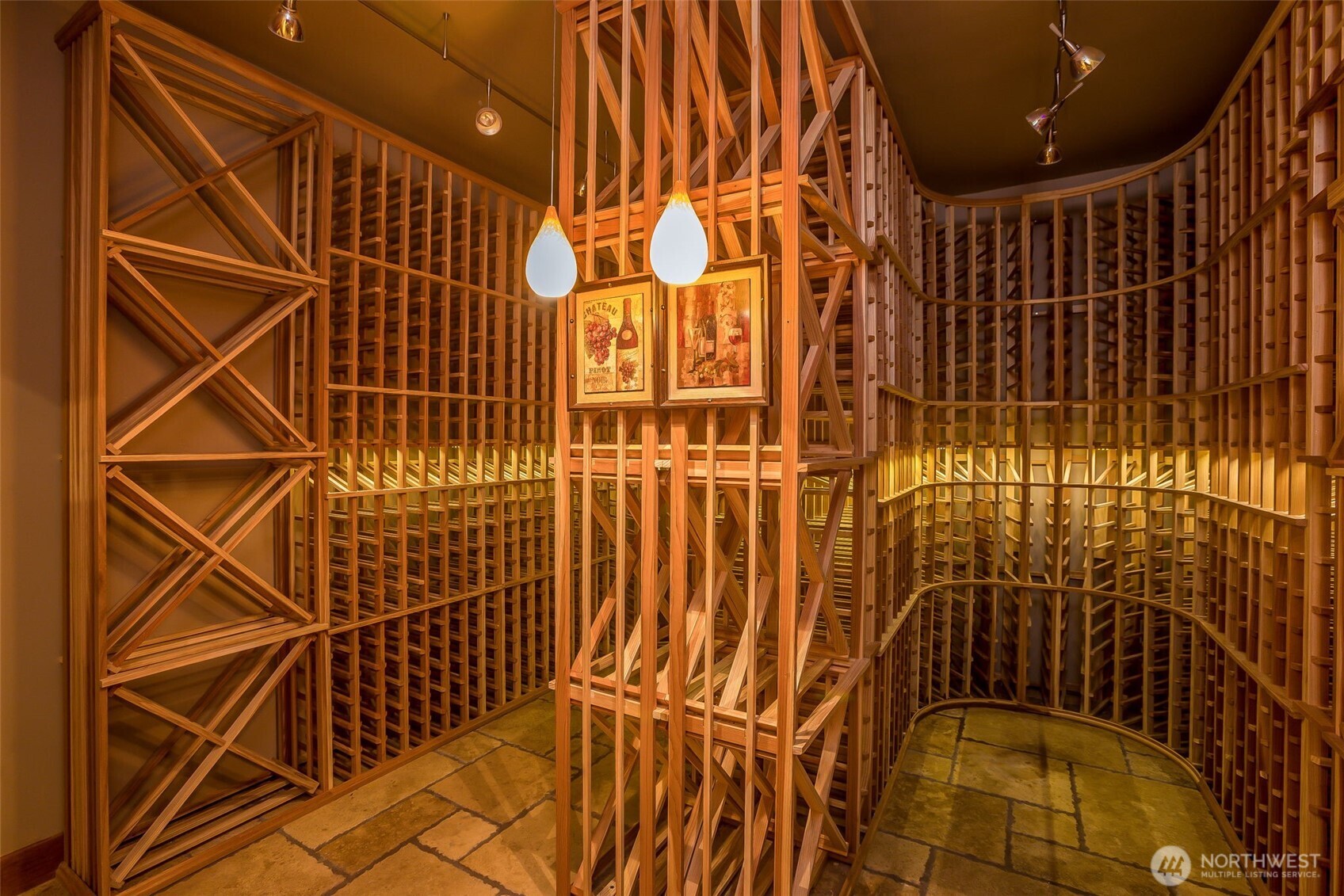 317 1st Street , Kirkland, WA 98033