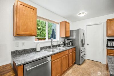 19736 99 Street Ct E, Bonney Lake, WA 98391 - Photo 27