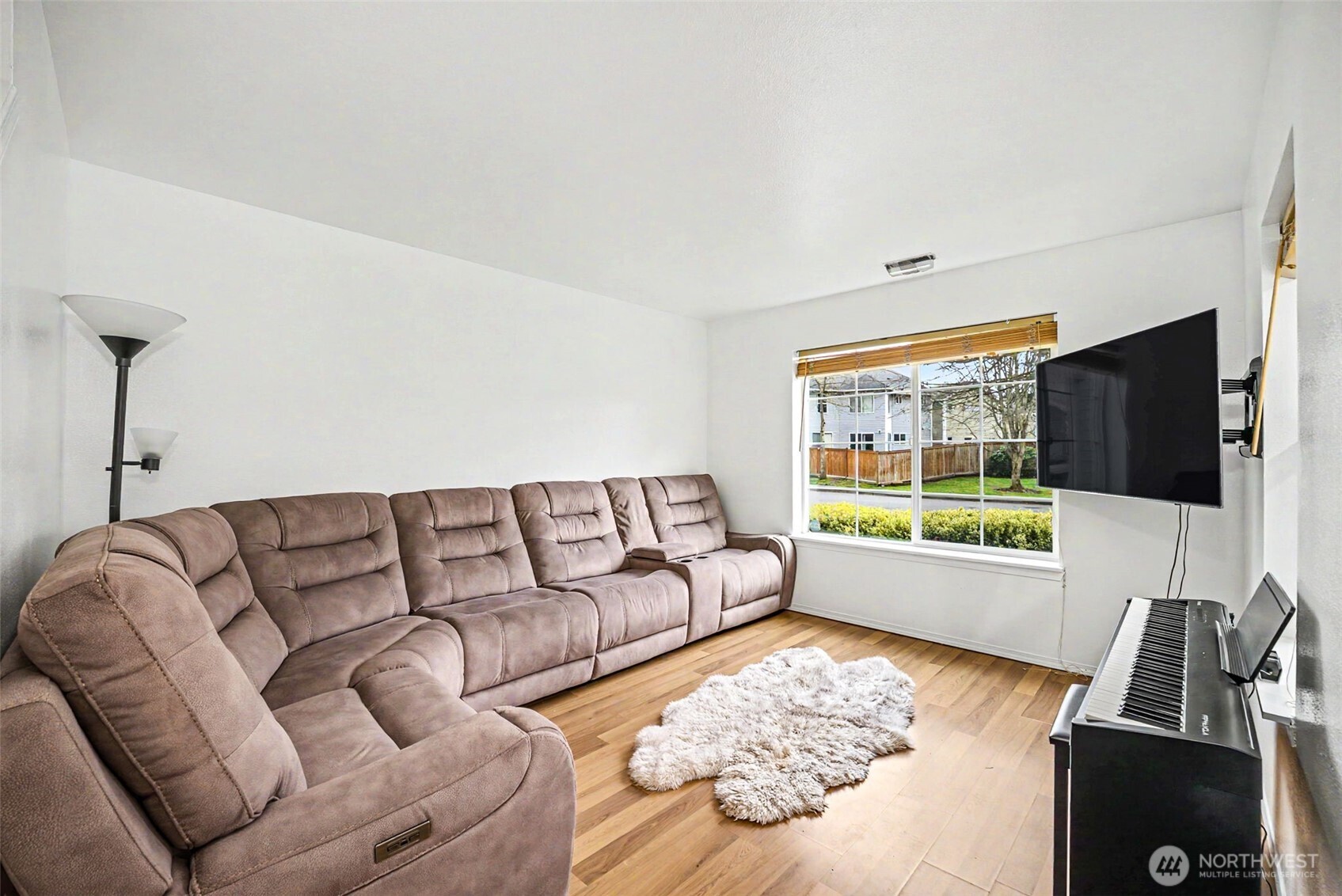 19736 99 Street Ct E, Bonney Lake, WA 98391