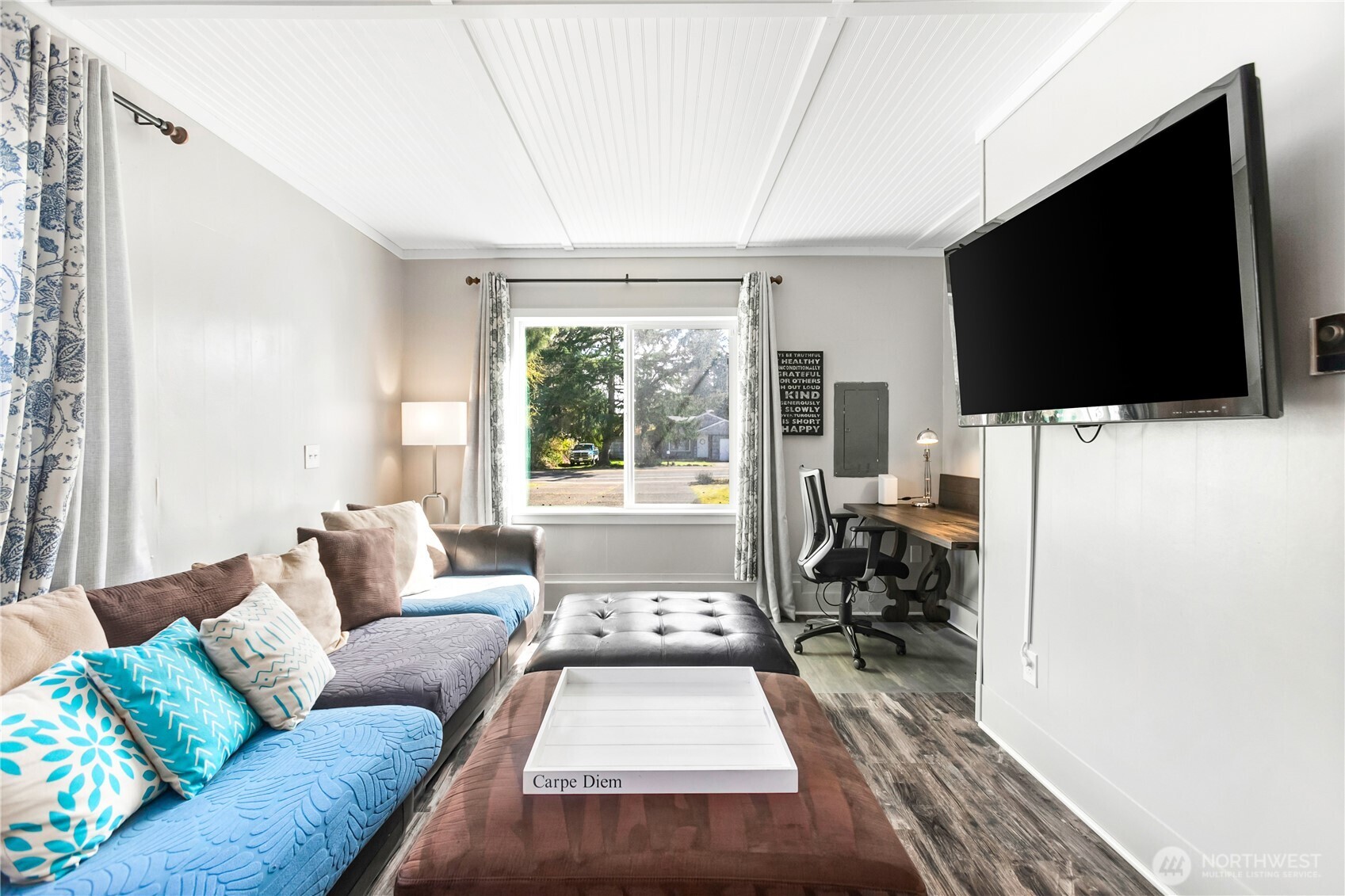 4226 Sunset Drive W, University Place, WA 98466