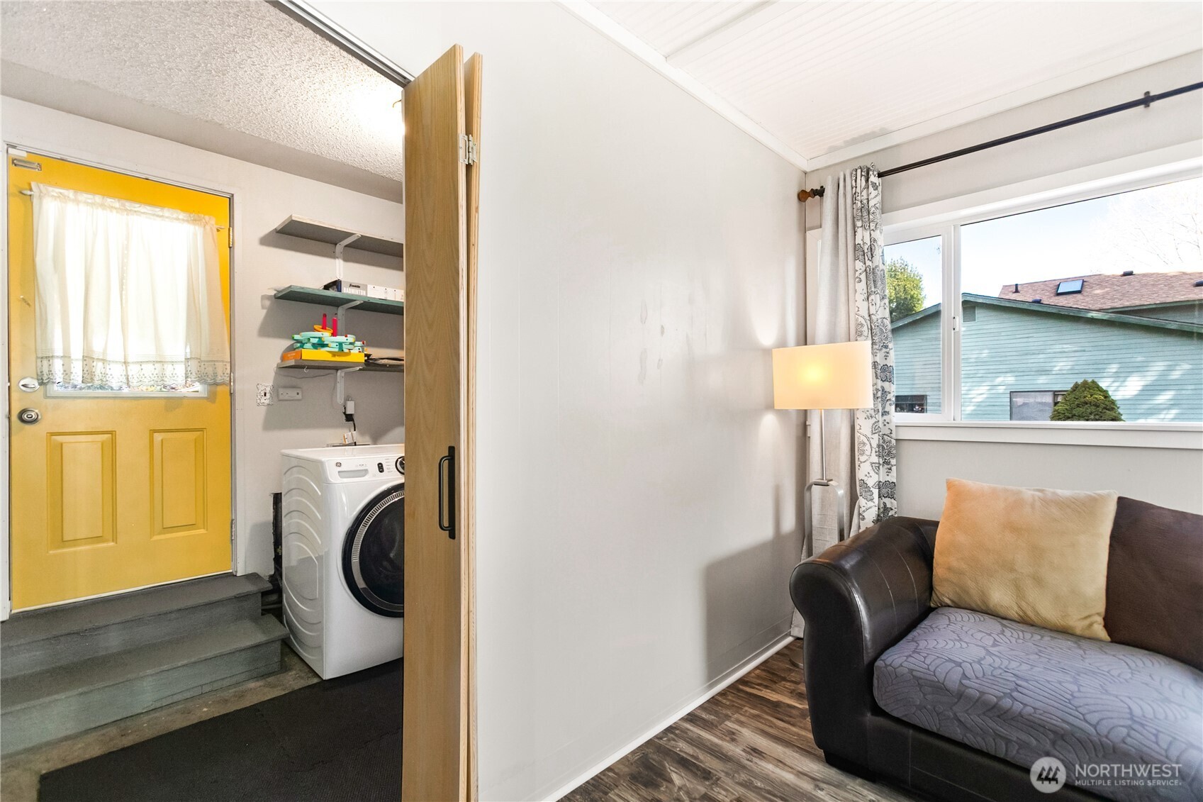 4226 Sunset Drive W, University Place, WA 98466