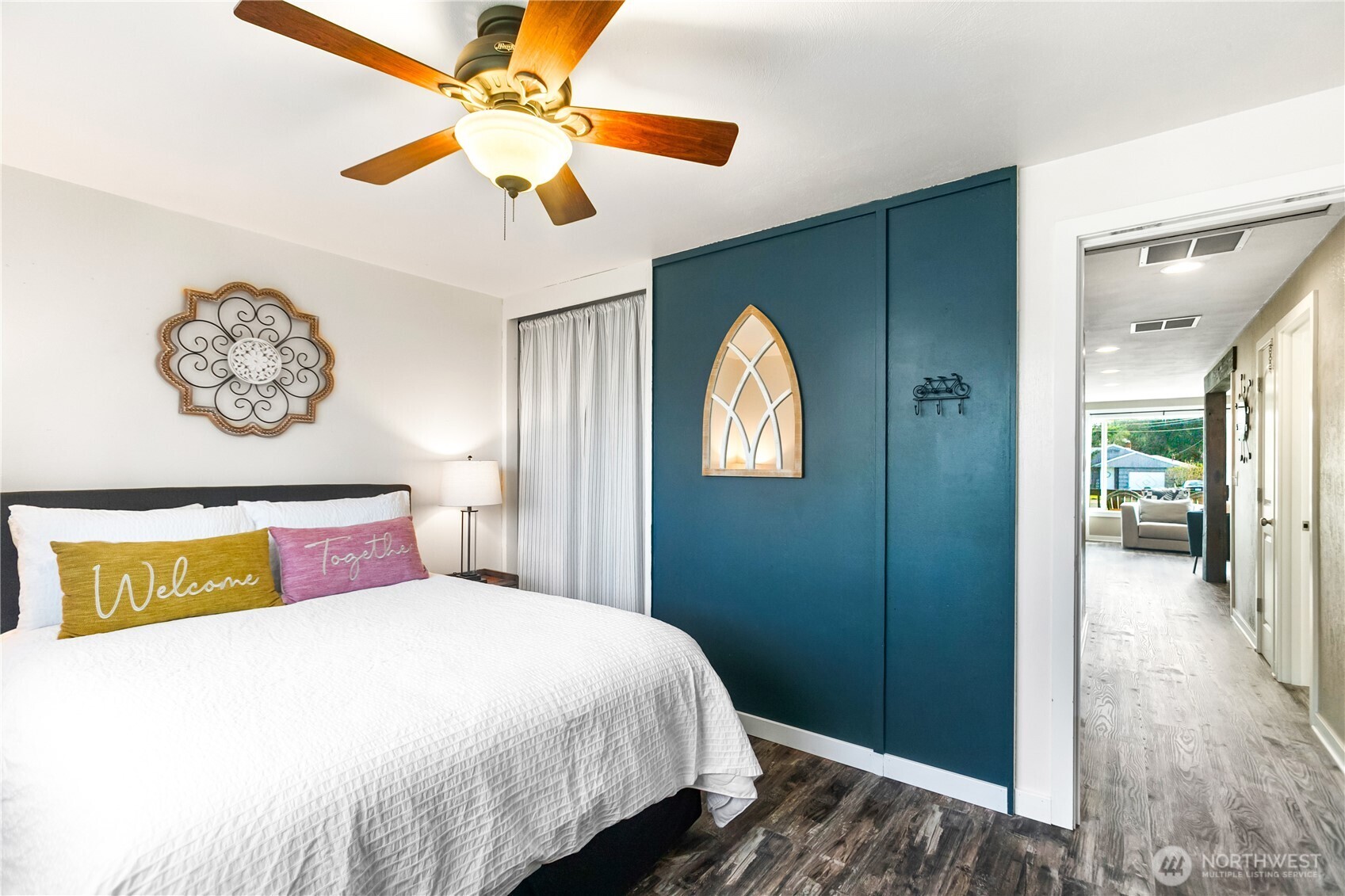 4226 Sunset Drive W, University Place, WA 98466