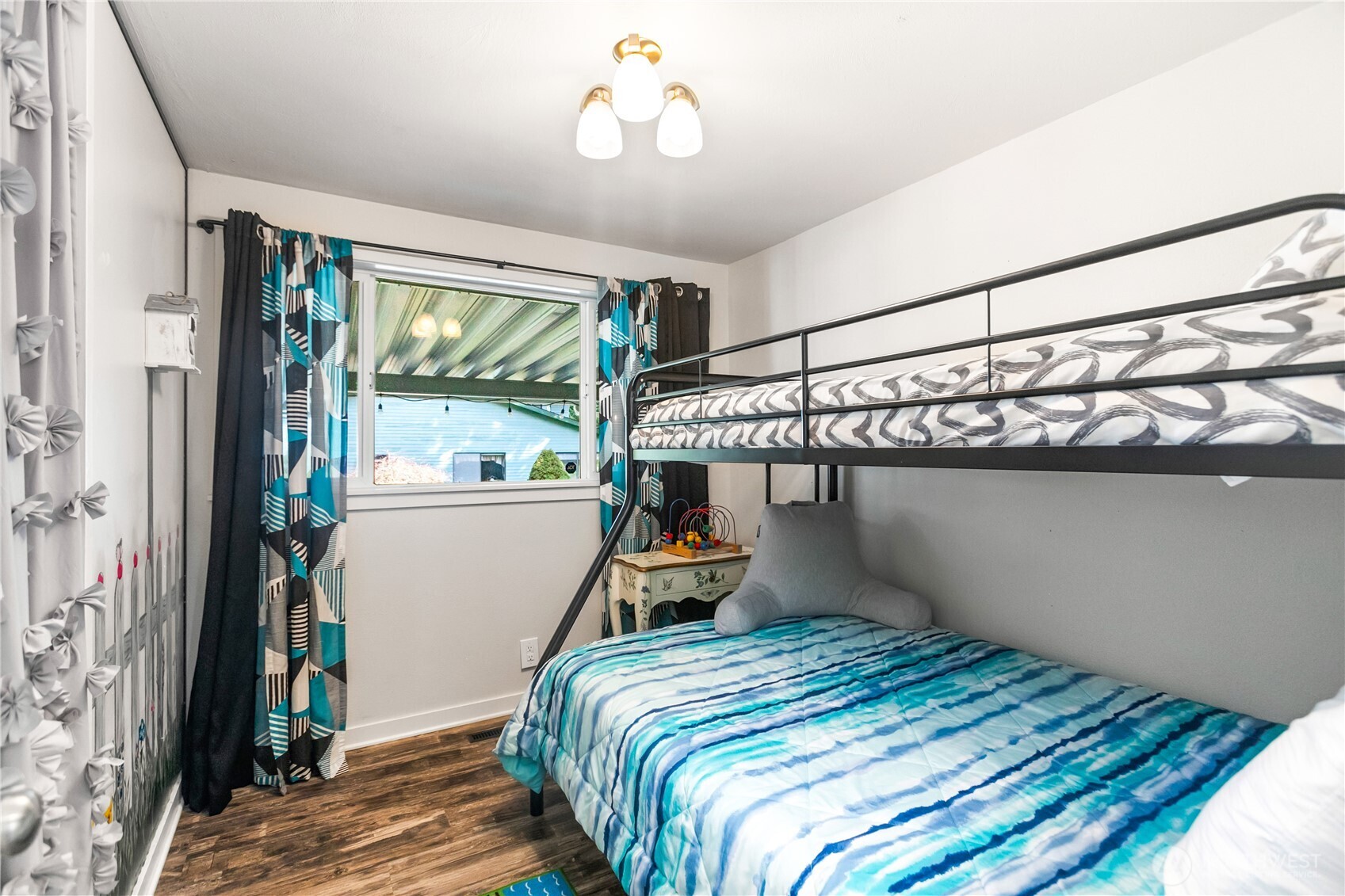 4226 Sunset Drive W, University Place, WA 98466