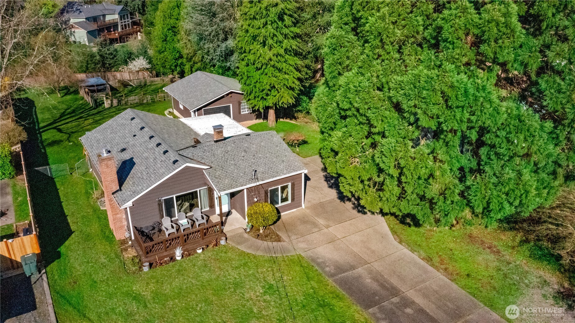 4226 Sunset Drive W, University Place, WA 98466