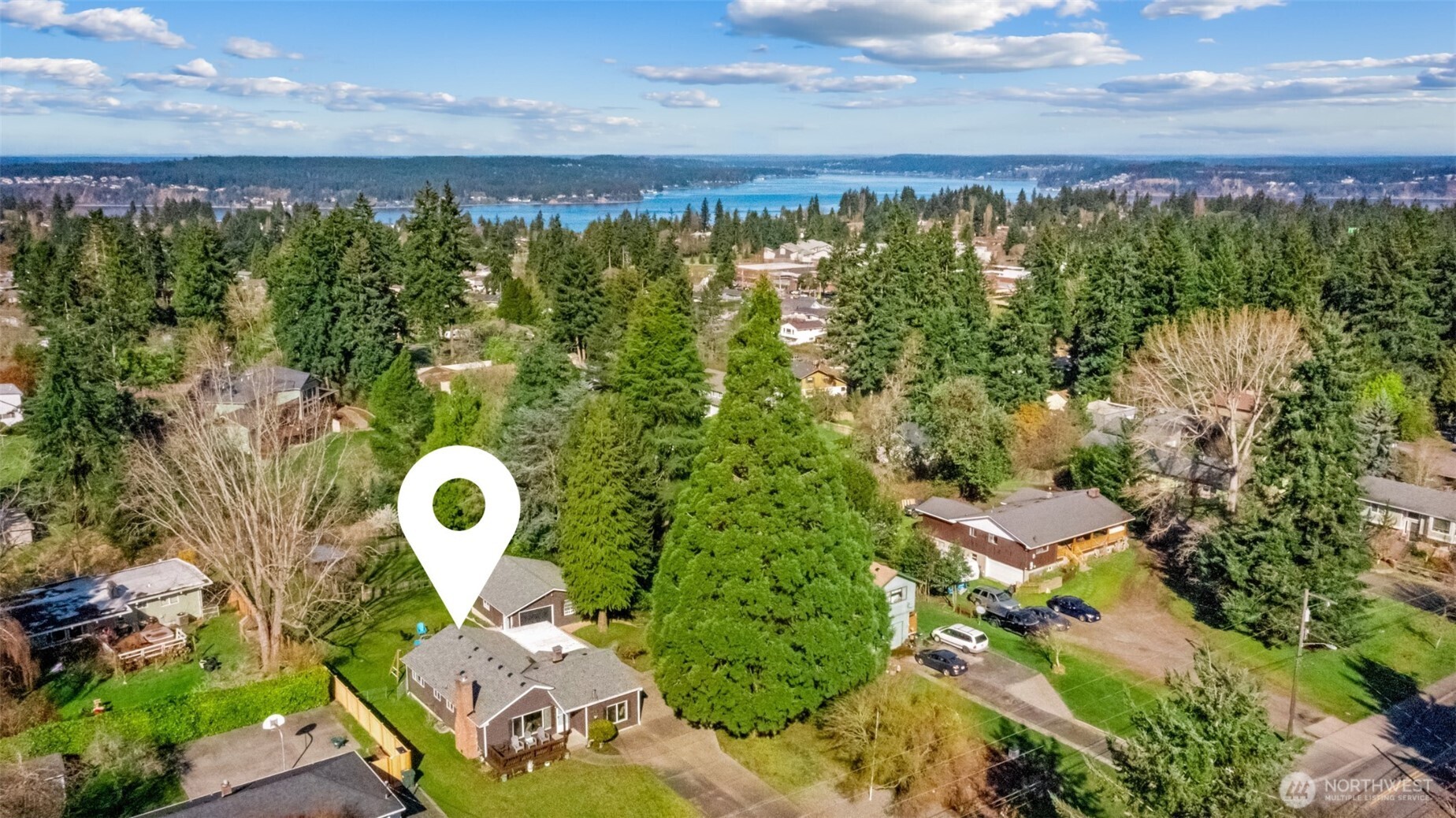 4226 Sunset Drive W, University Place, WA 98466