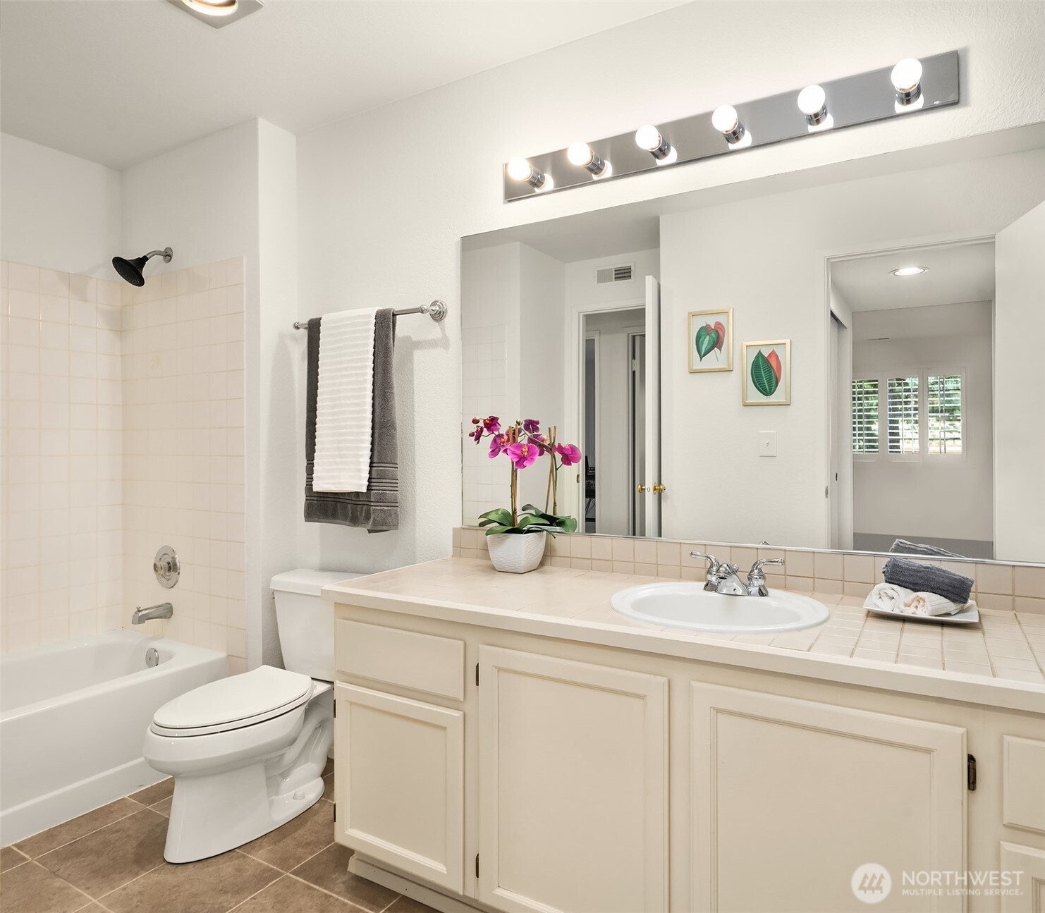 6510 115th Place SE, Bellevue, WA 98006