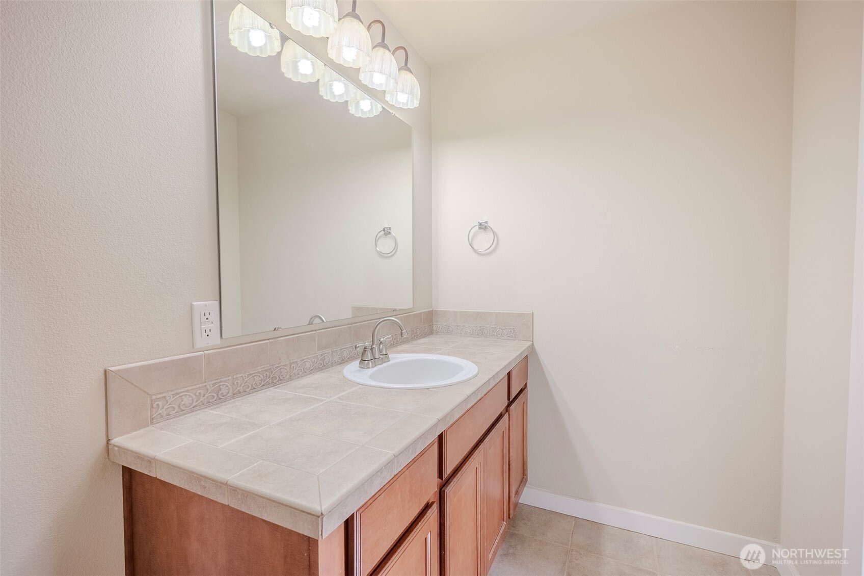 12707 12th Dr SE , Everett, WA 98208