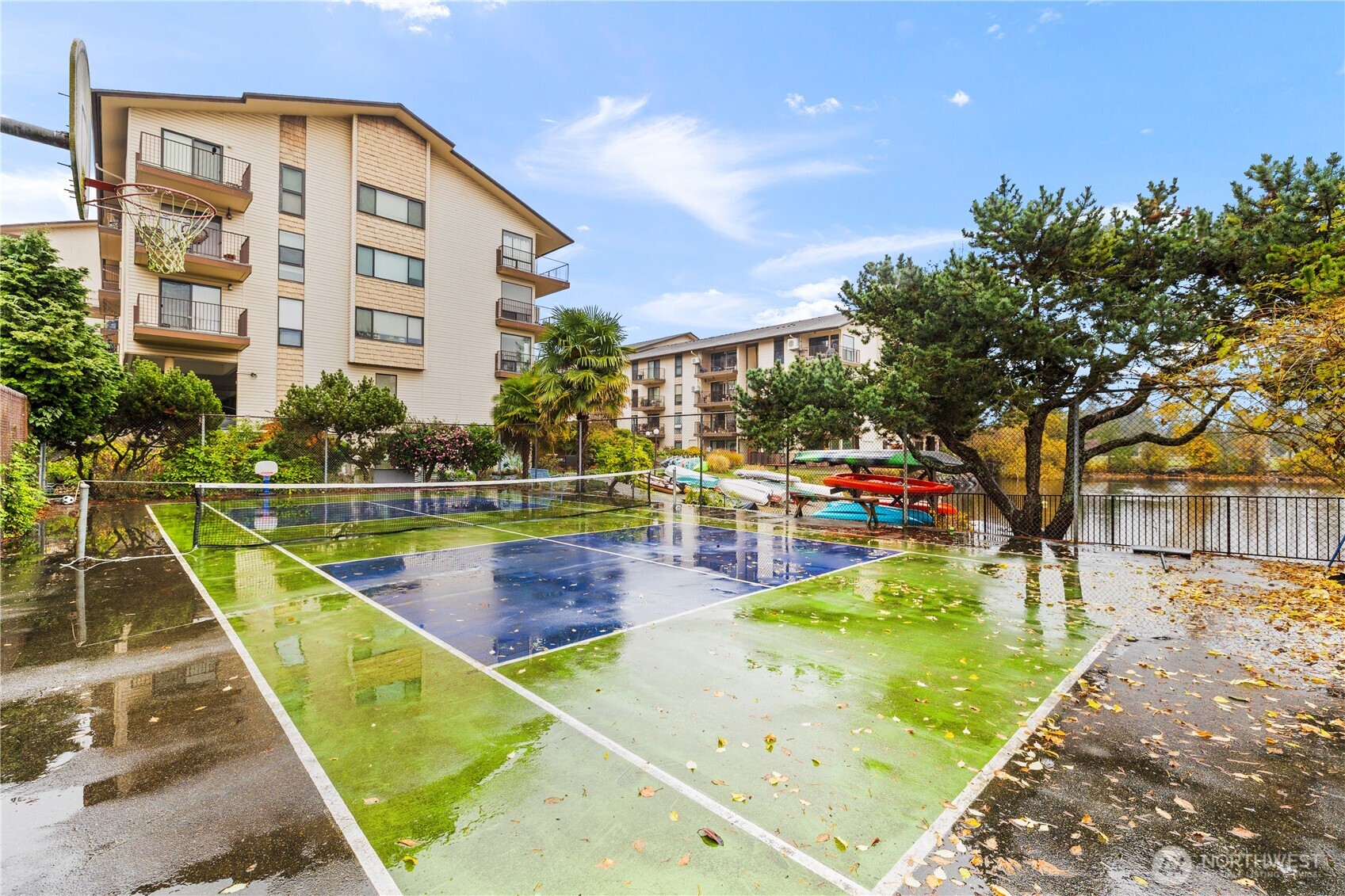 13229 Linden Avenue N #B306, Seattle, WA 98133