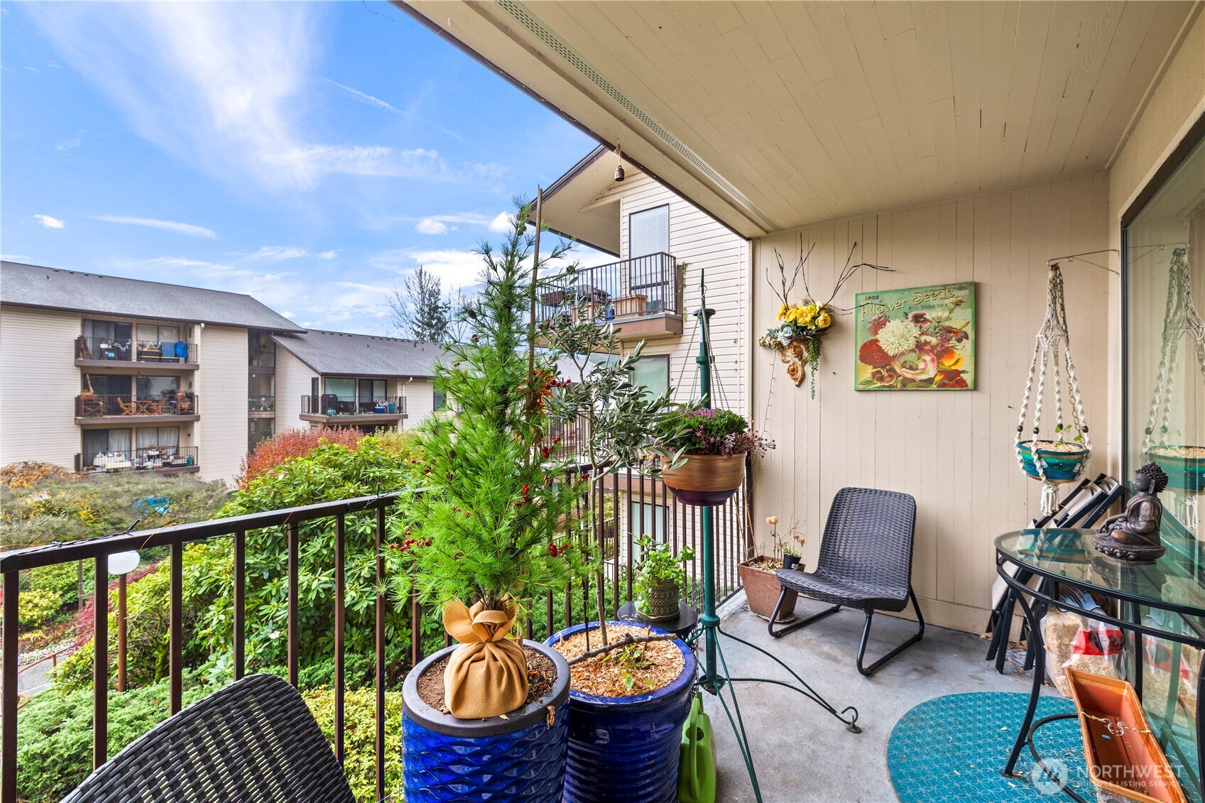 13229 Linden Avenue N #B306, Seattle, WA 98133