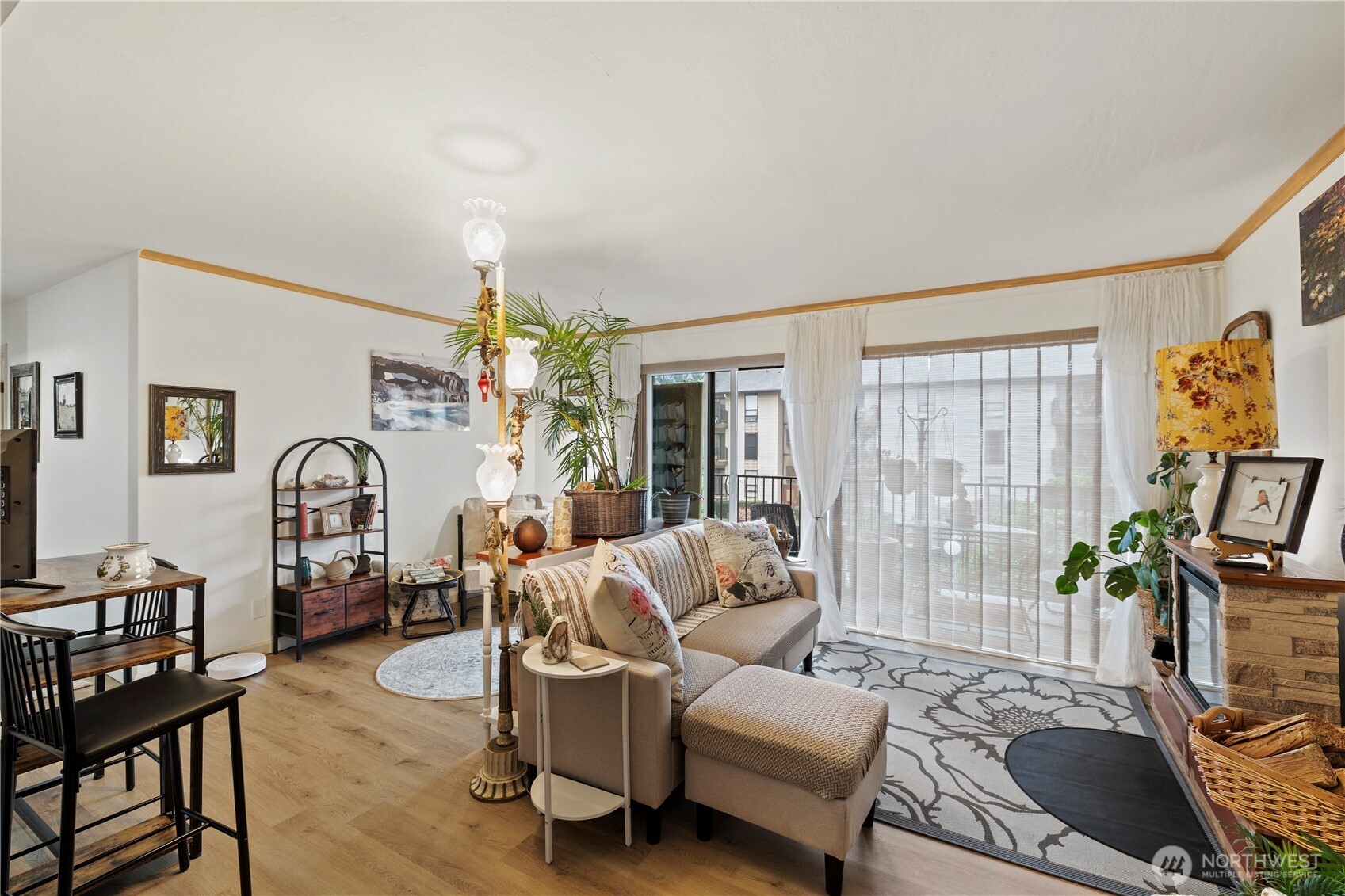 13229 Linden Avenue N #B306, Seattle, WA 98133