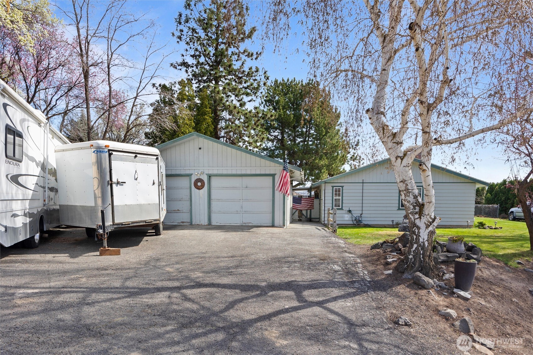 705 N 12th Street , Selah, WA 98942