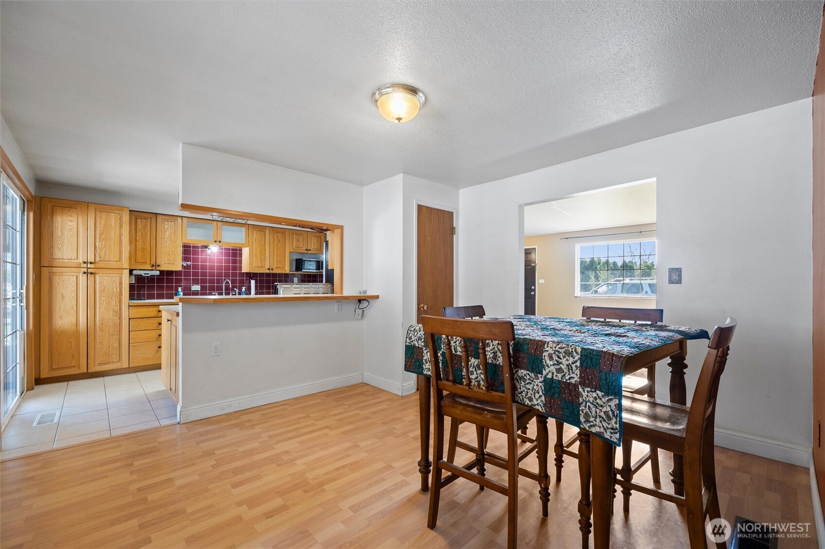 705 N 12th Street , Selah, WA 98942