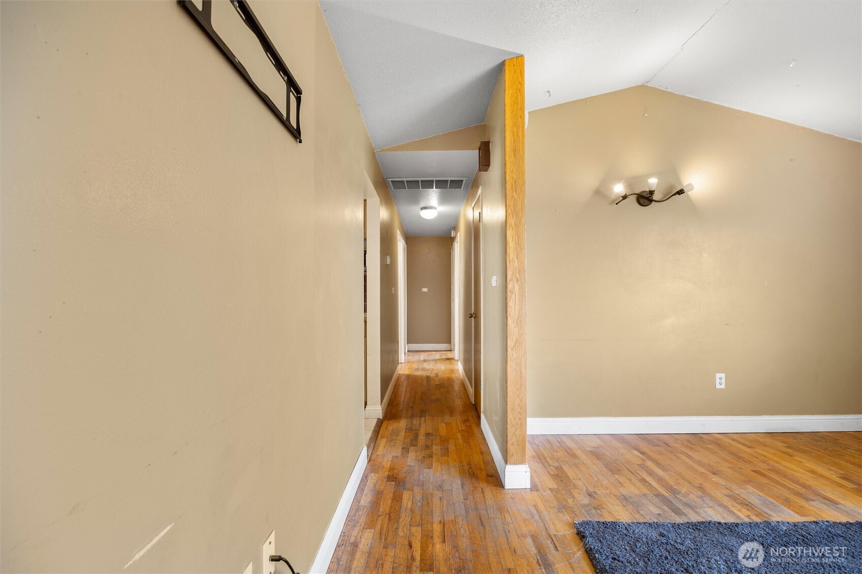 705 N 12th Street , Selah, WA 98942