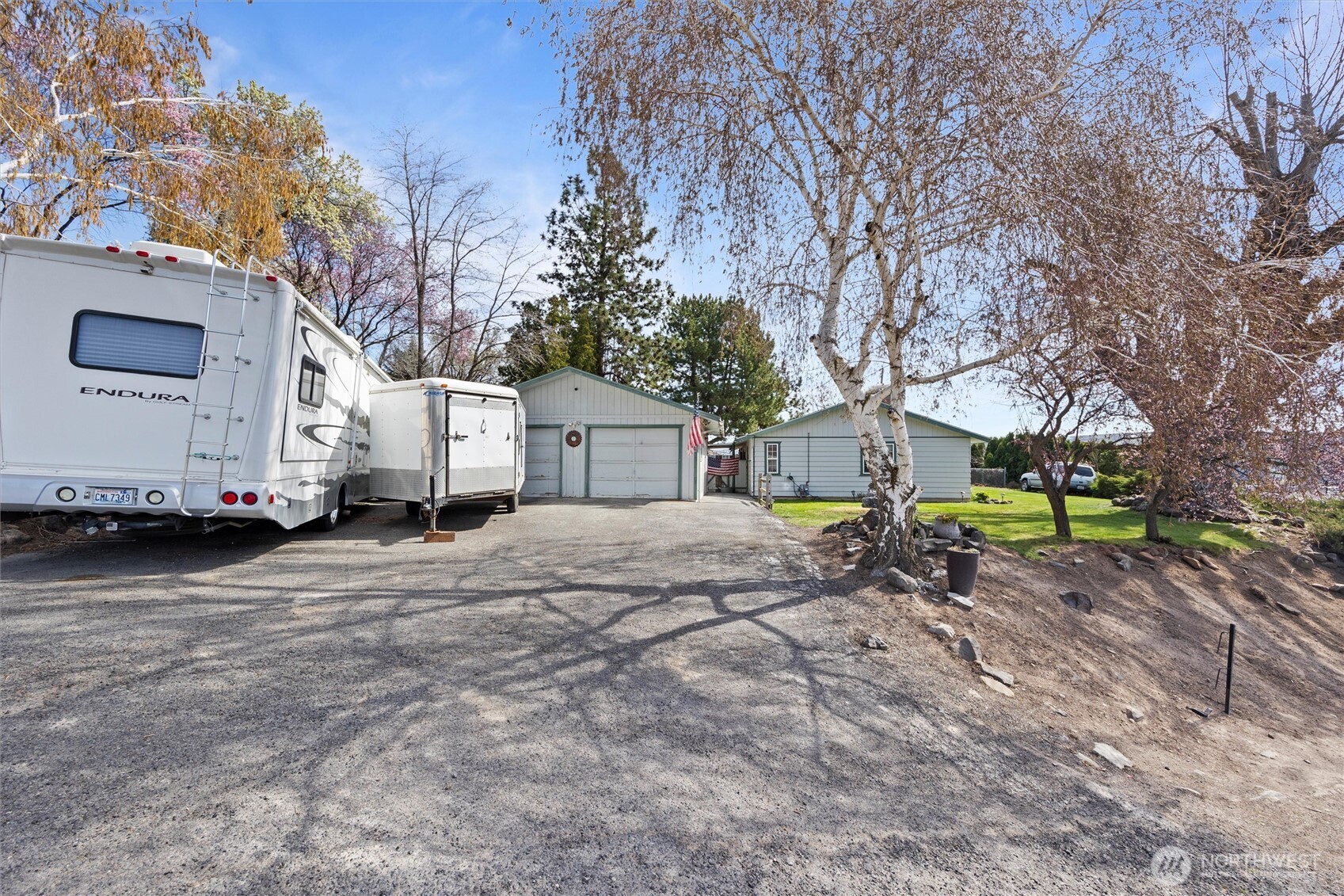 705 N 12th Street , Selah, WA 98942