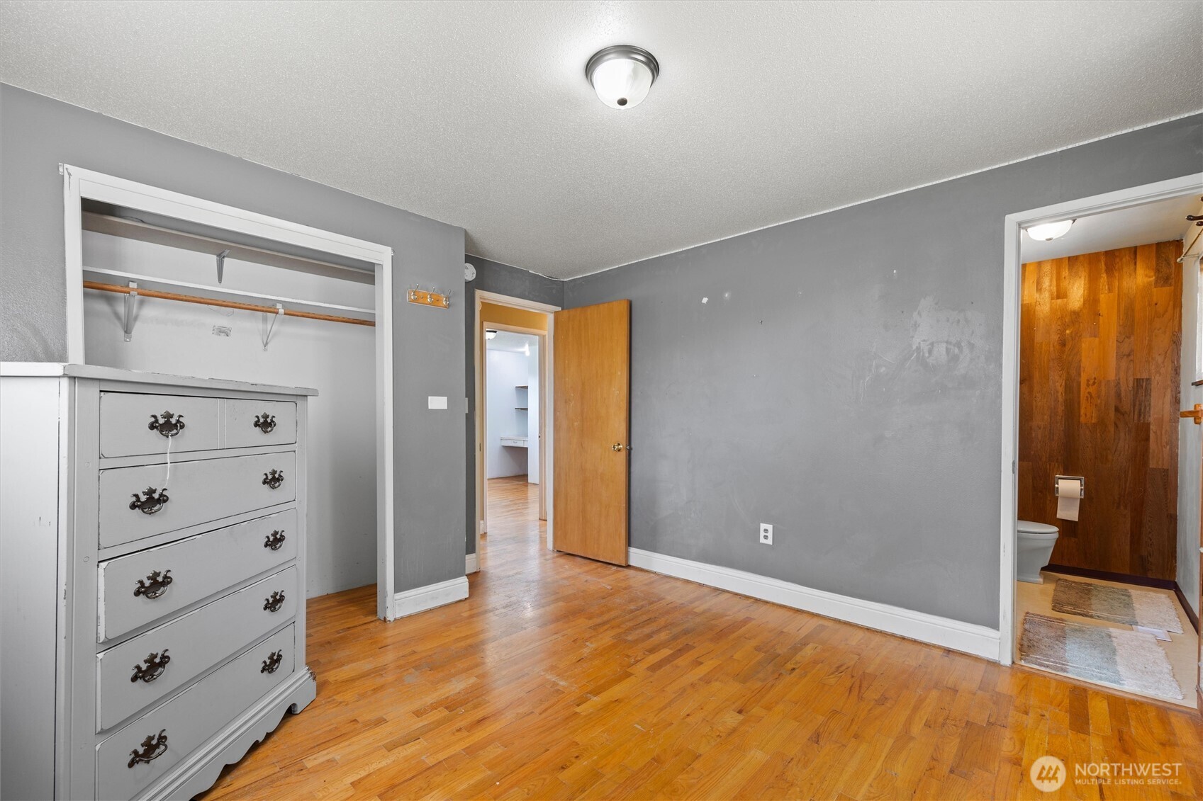 705 N 12th Street , Selah, WA 98942