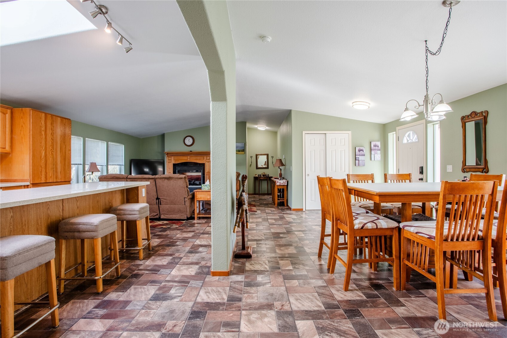 1962 Hwy 603 , Winlock, WA 98596