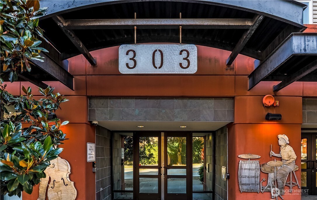 303 23rd Avenue S #304, Seattle, WA 98144-2378