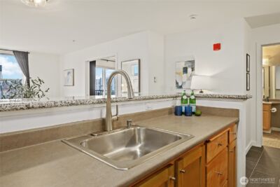 303 23rd Avenue S #304, Seattle, WA 98144-2378 - Photo 6