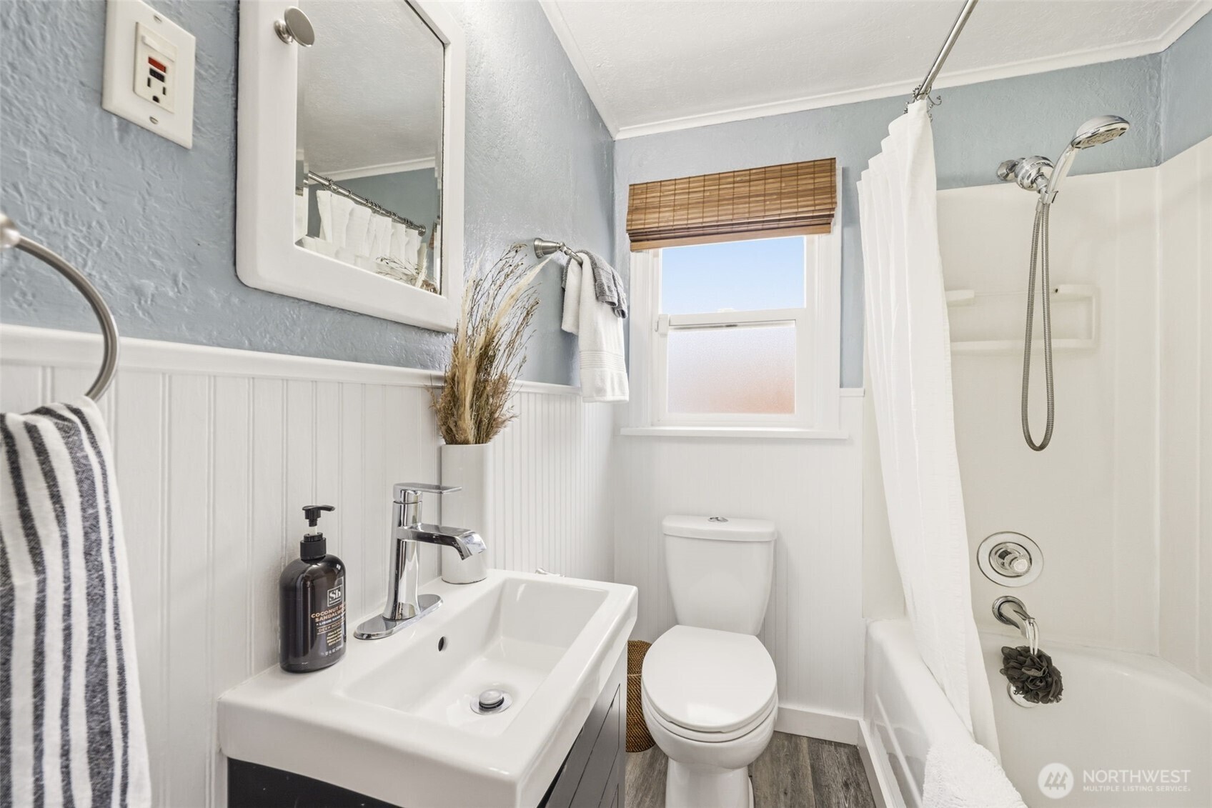 317 SW 124th Street , Seattle, WA 98146