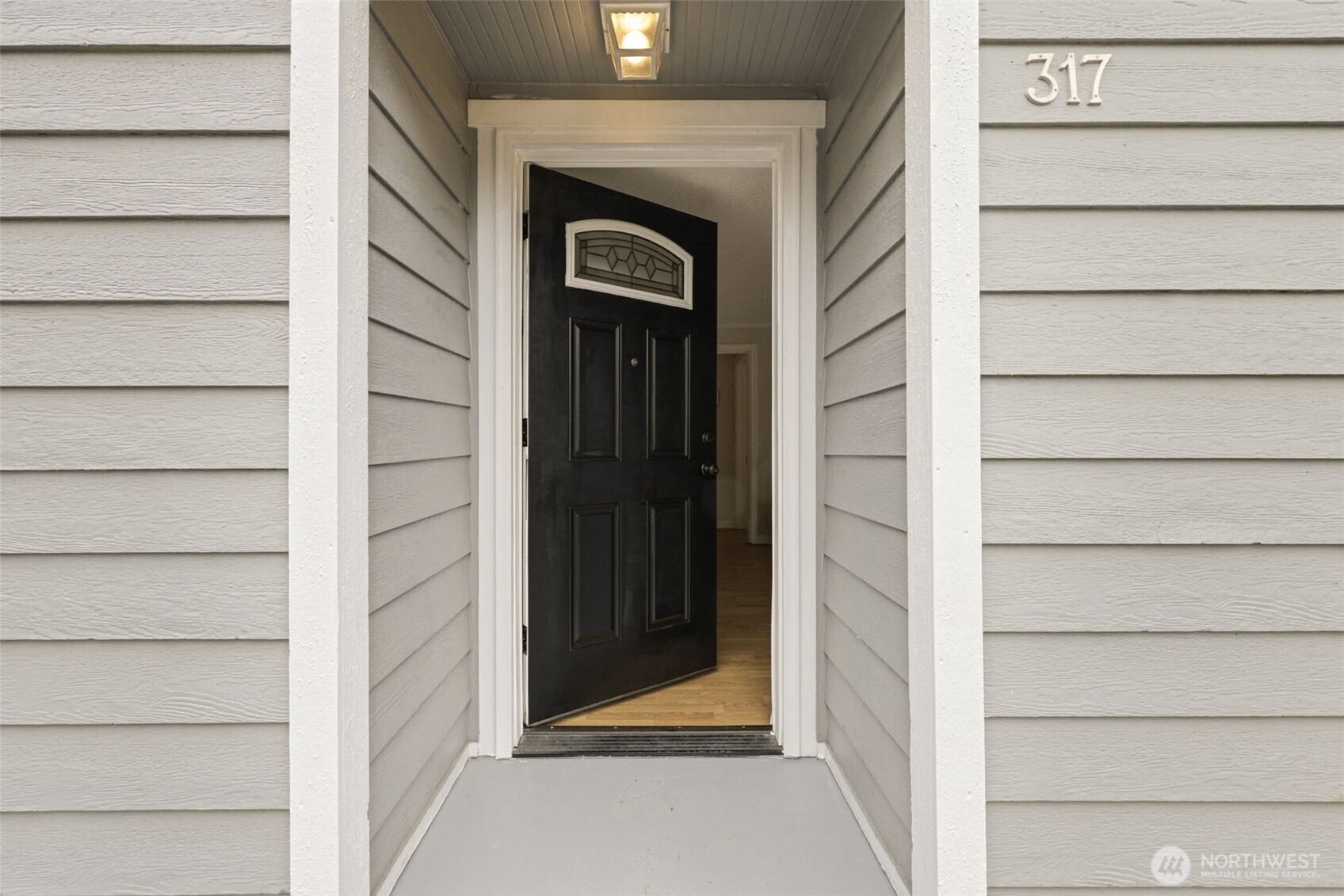 317 SW 124th Street , Seattle, WA 98146