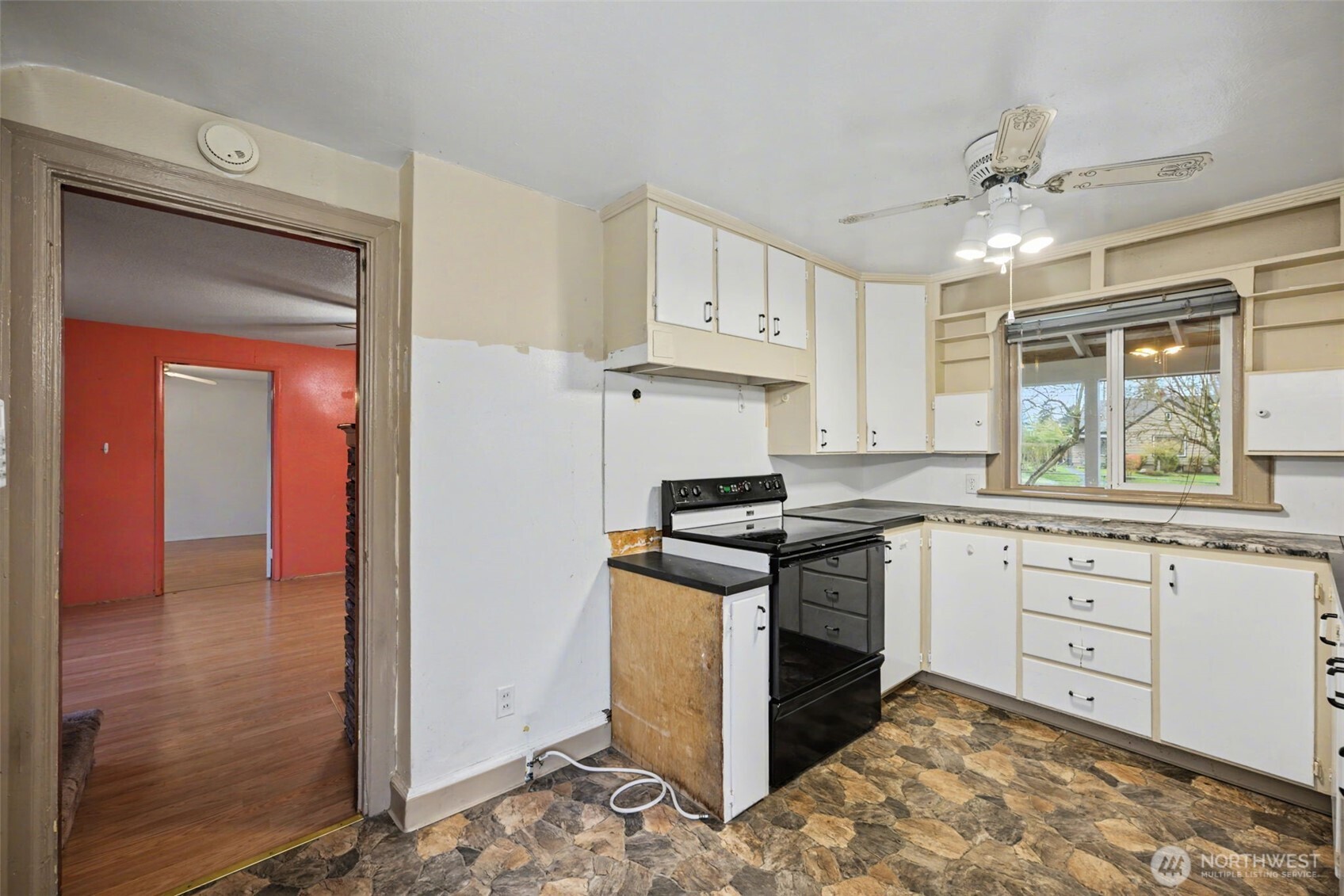 6109 Pacific Avenue , Tacoma, WA 98408