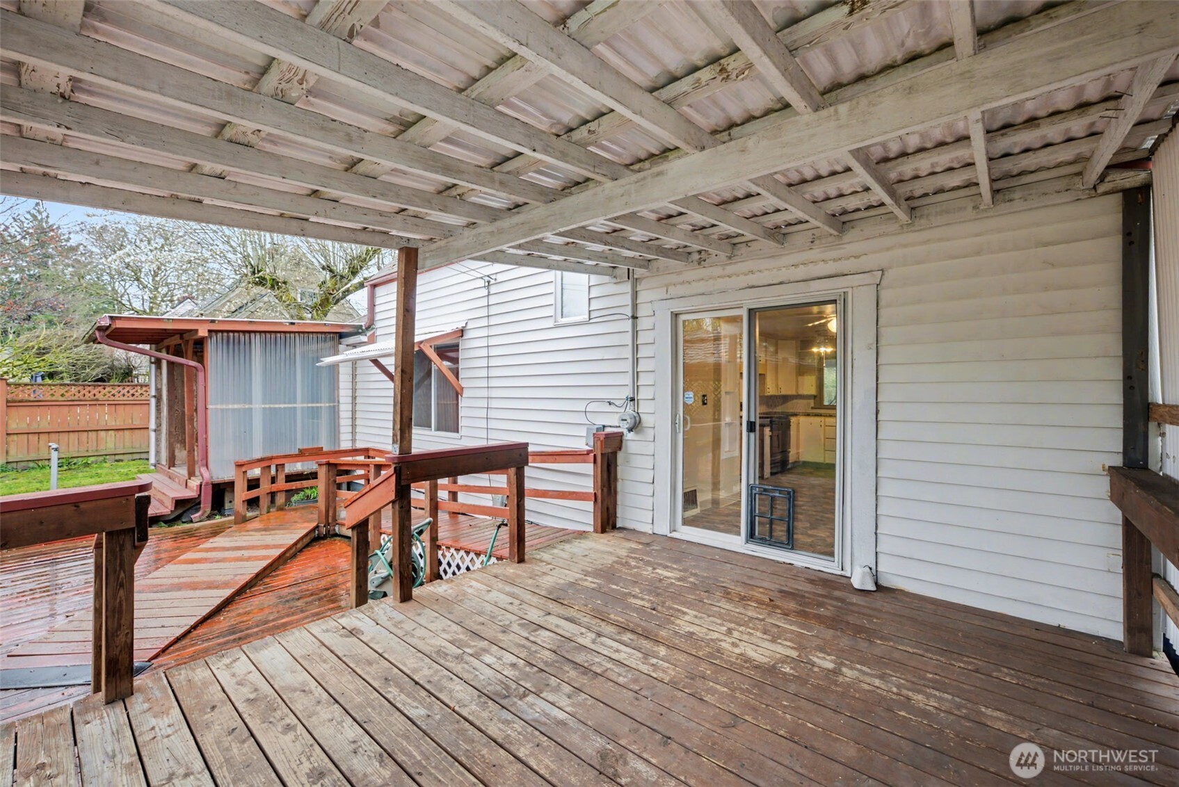 6109 Pacific Avenue , Tacoma, WA 98408