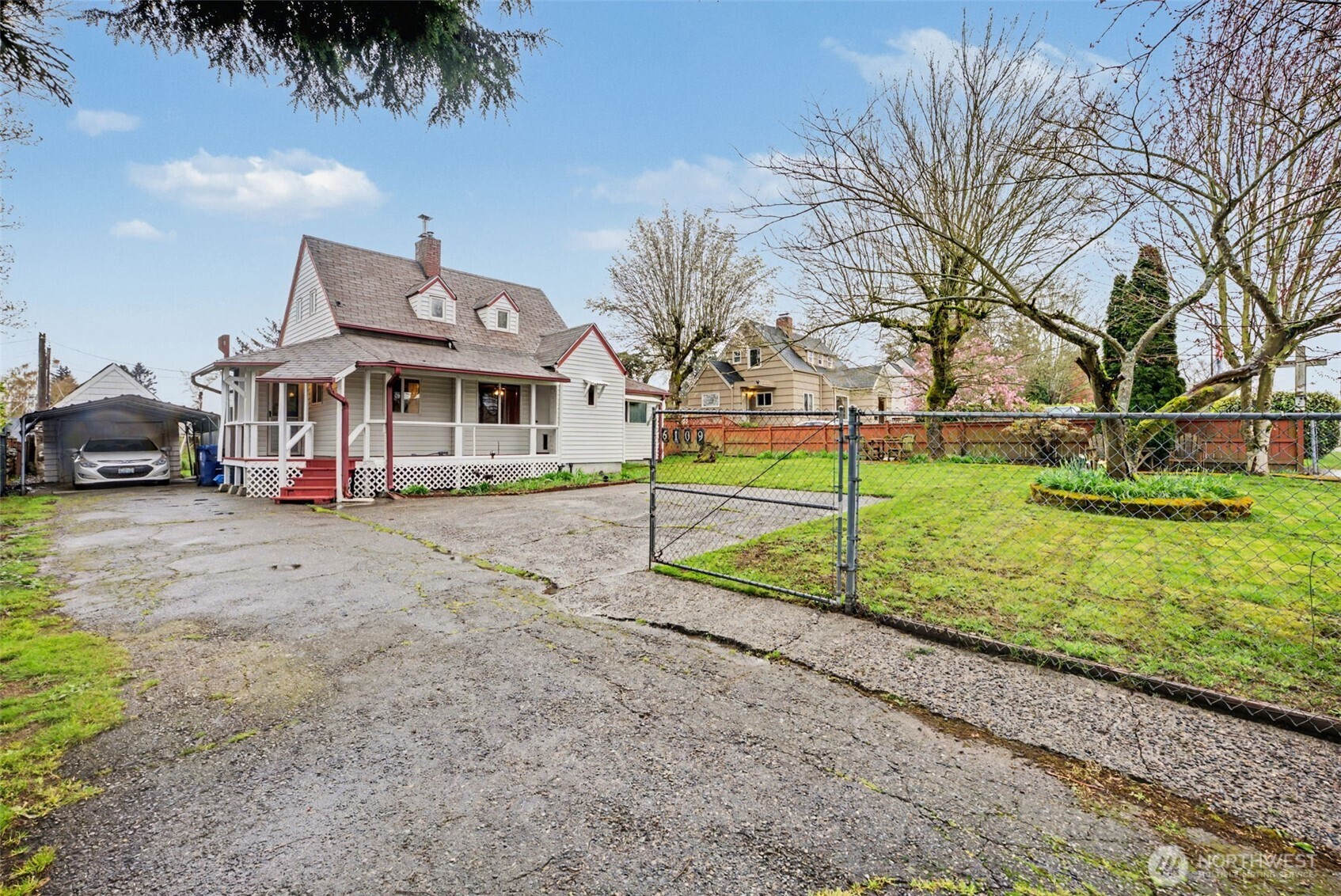 6109 Pacific Avenue , Tacoma, WA 98408