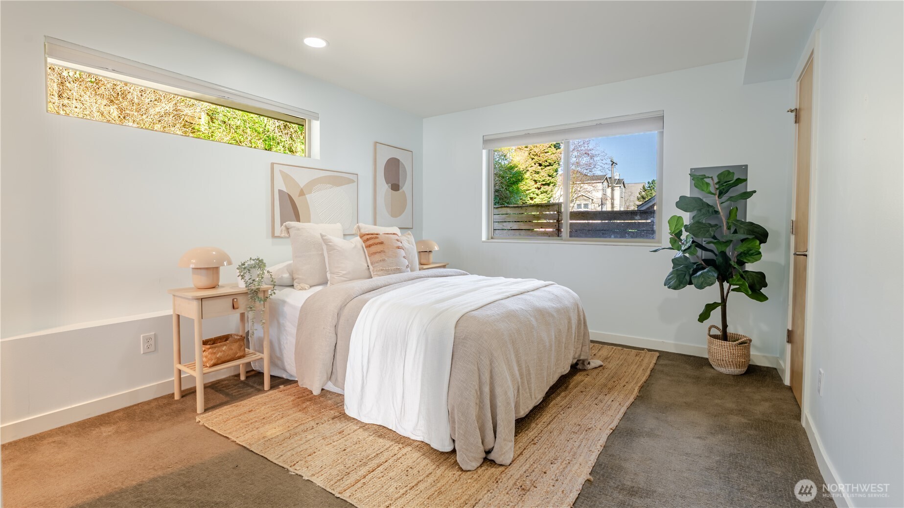 3245 21st Avenue W, Seattle, WA 98199