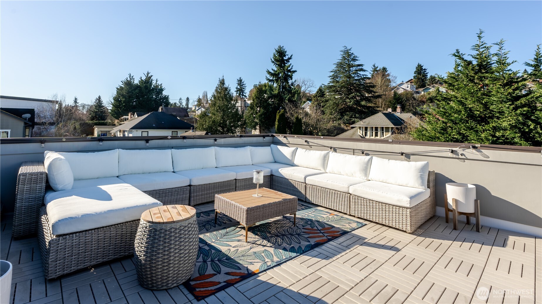 3245 21st Avenue W, Seattle, WA 98199