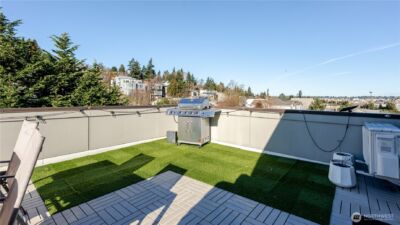 3245 21st Avenue W, Seattle, WA 98199 - Photo 23