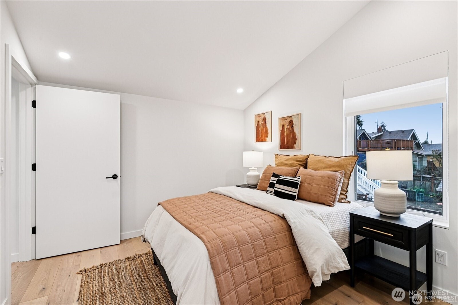 8605 5th Avenue NE #B, Seattle, WA 98115