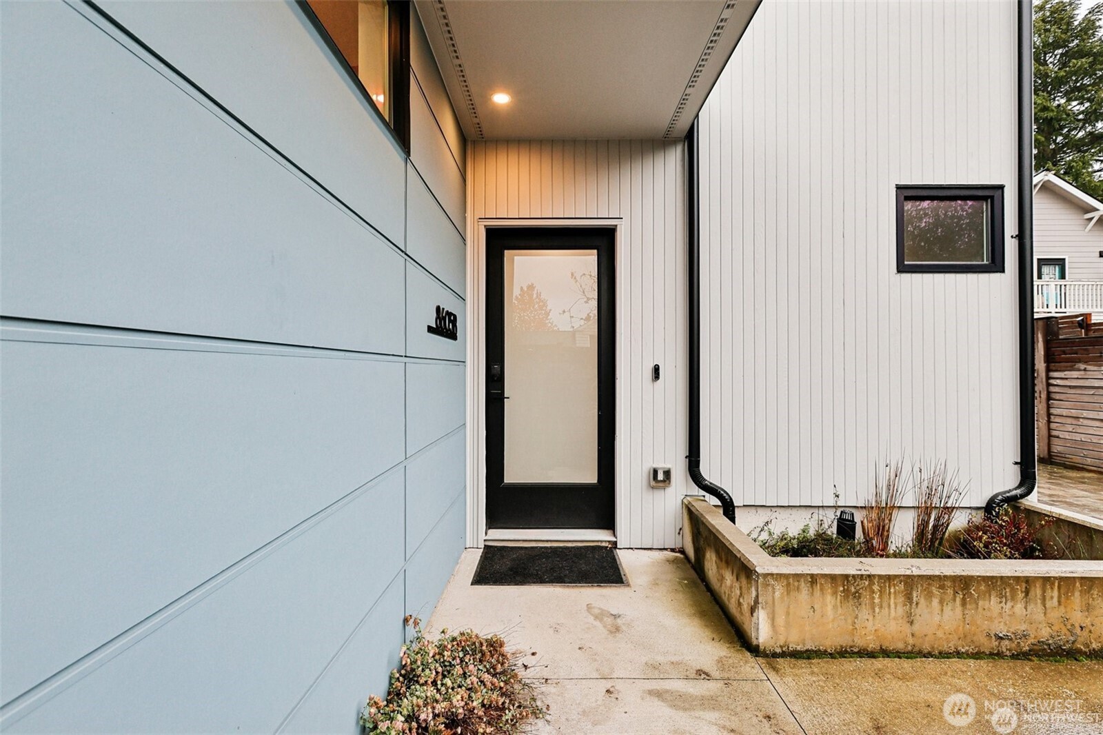 8605 5th Avenue NE #B, Seattle, WA 98115