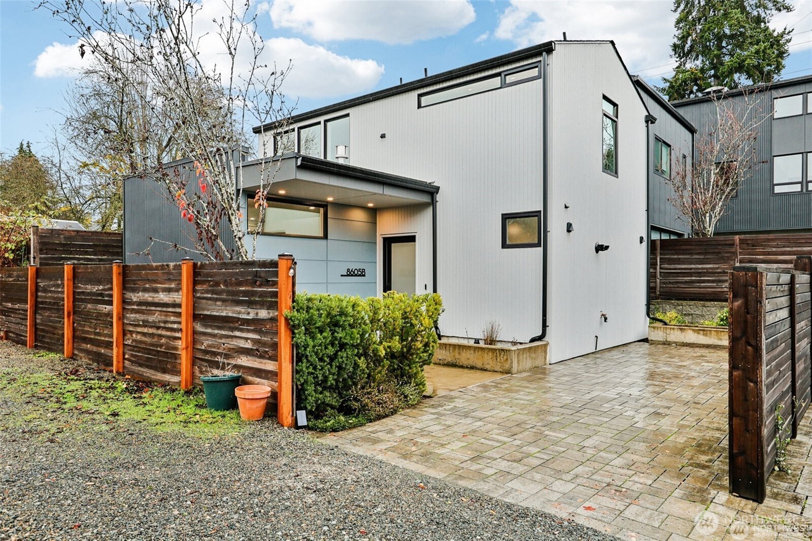 8605 5th Avenue NE #B, Seattle, WA 98115