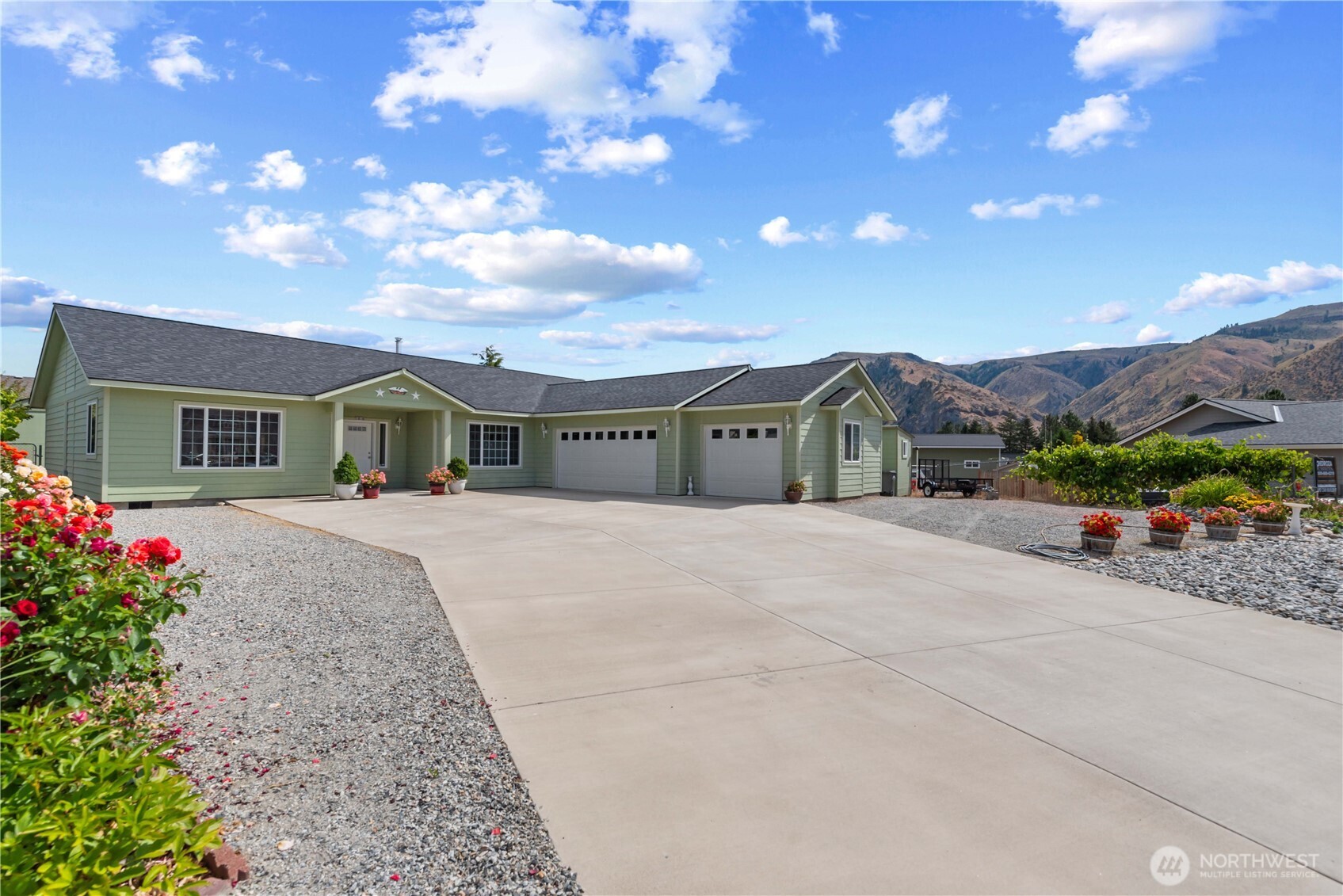1010 Crest Loop , Entiat, WA 98822
