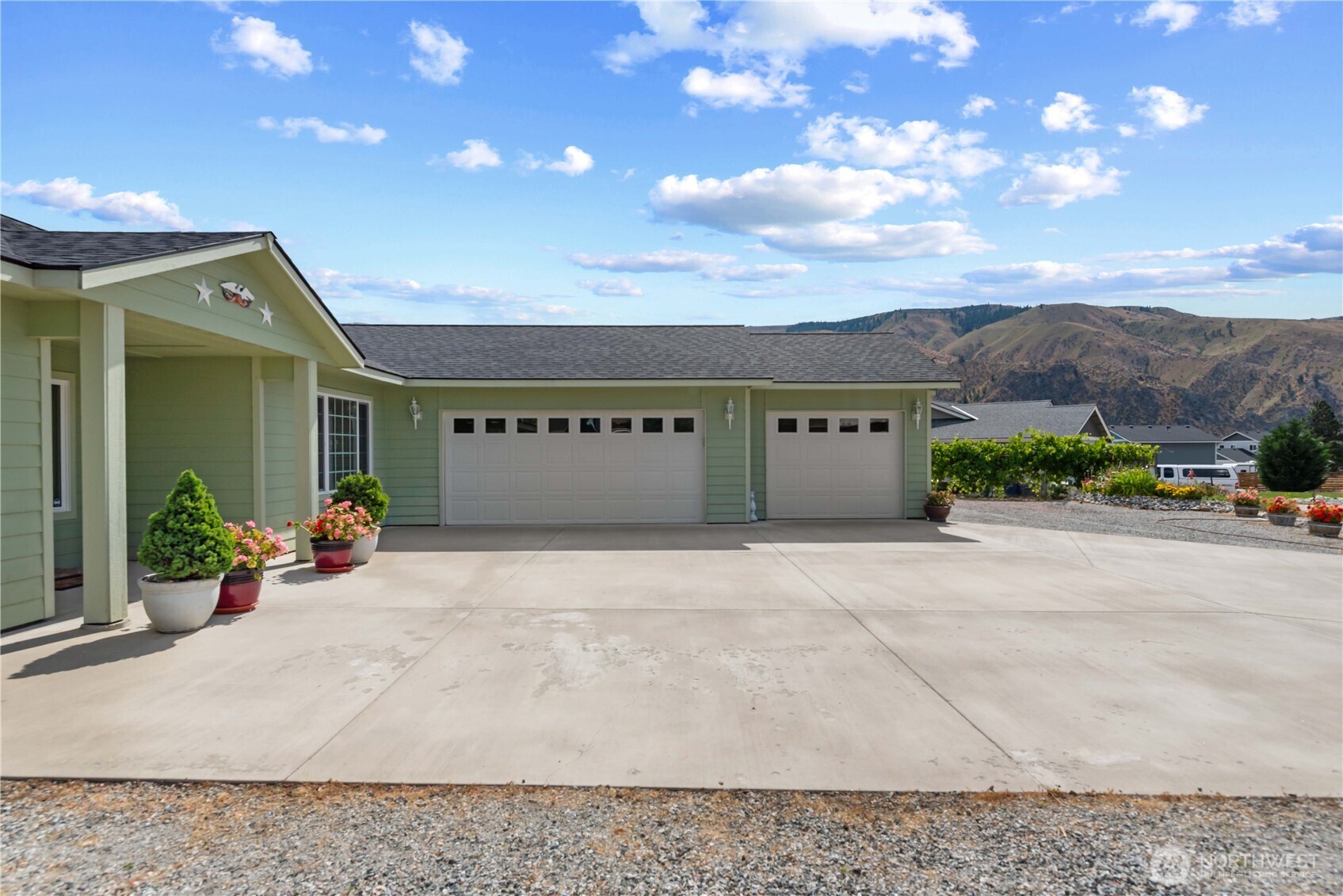 1010 Crest Loop , Entiat, WA 98822
