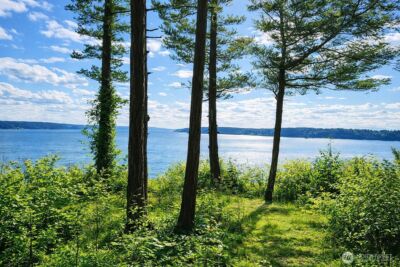 1012 N Scenic Heights Road , Oak Harbor, WA 98277 - Photo 3