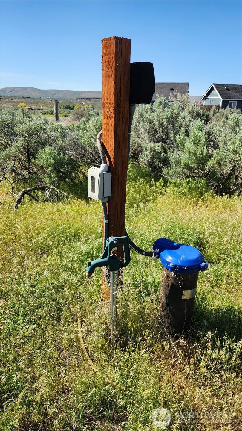 565 Snaffle (Lots 10, 6 & 7) Court , Ephrata, WA 98823