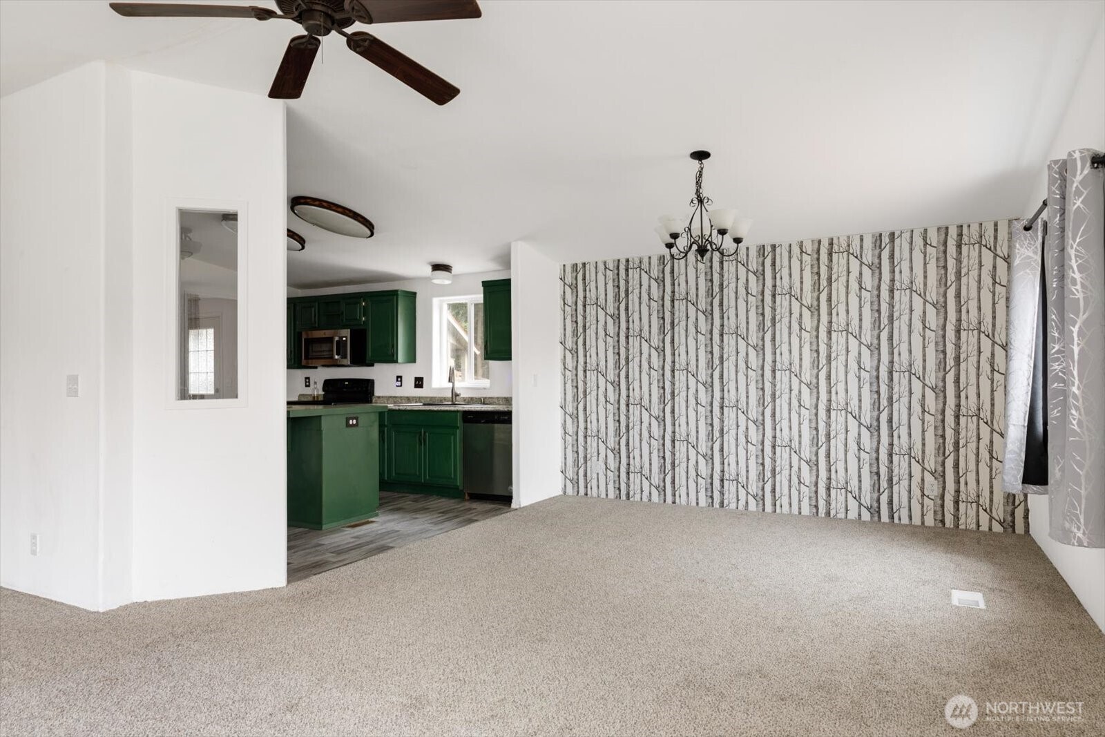 99 E Morris Road , Coupeville, WA 98239