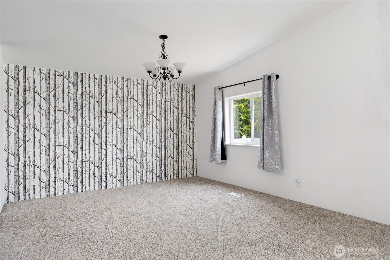 99 E Morris Road , Coupeville, WA 98239