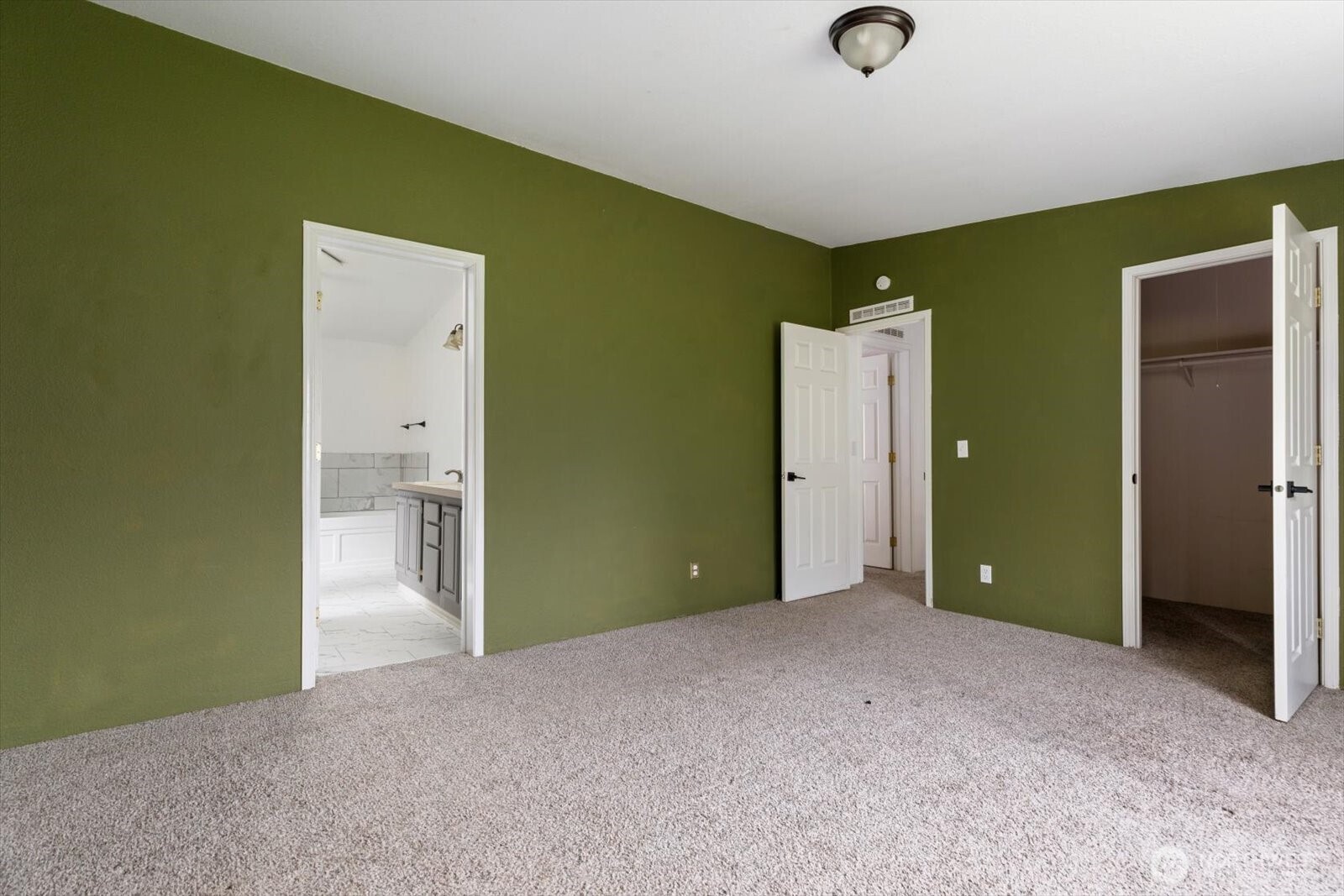 99 E Morris Road , Coupeville, WA 98239